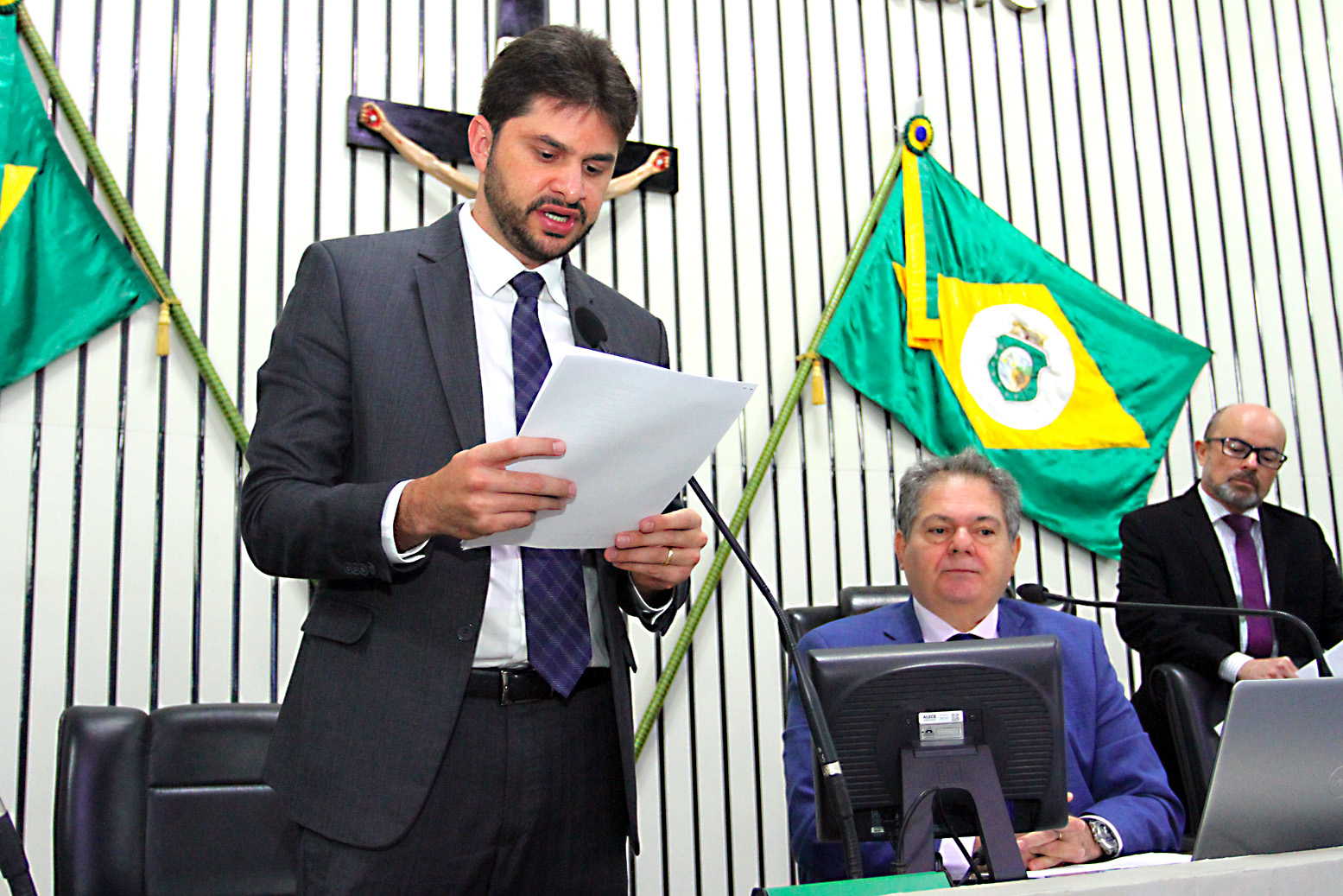Leitura do expediente da sessão legislativa desta quinta-feira