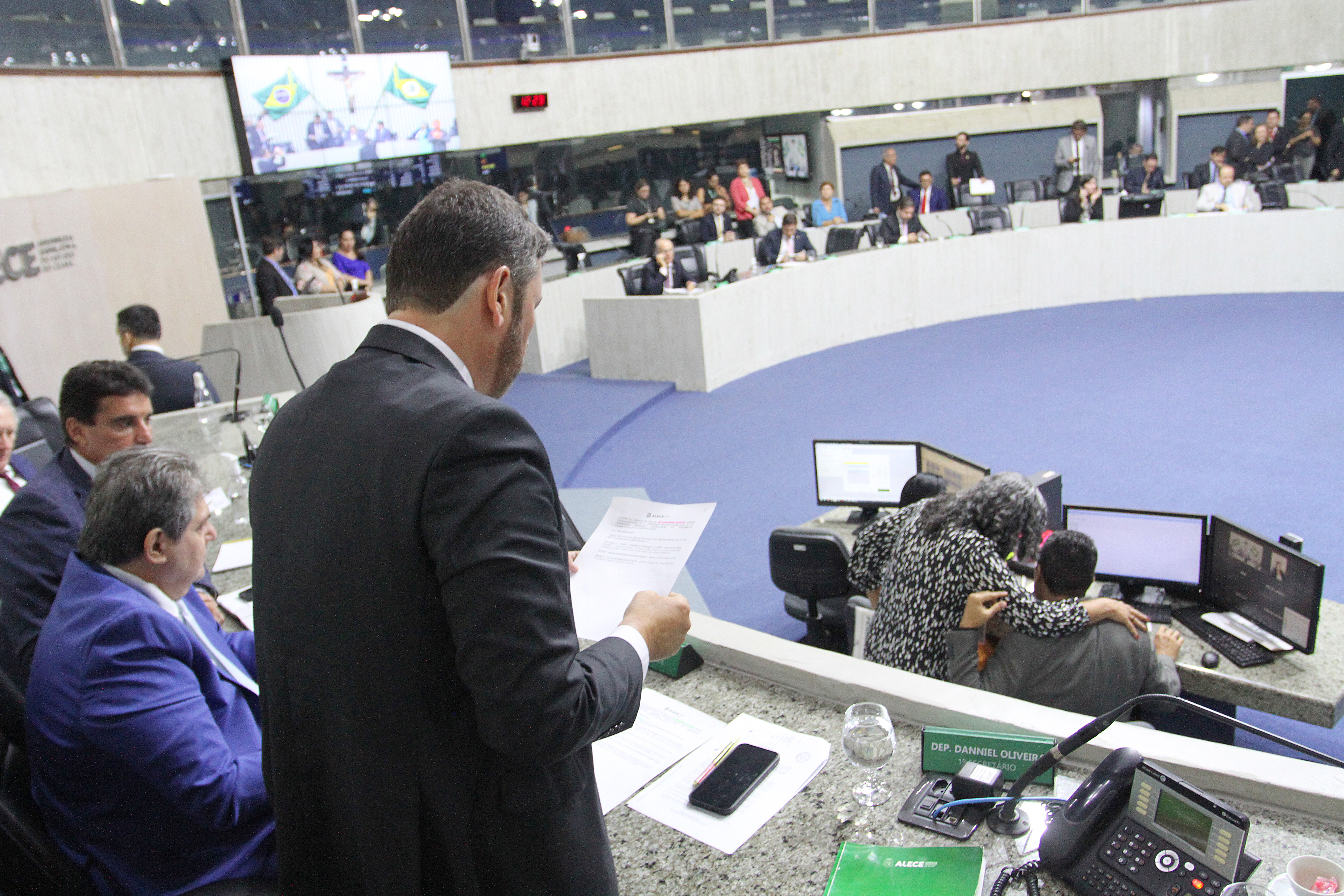 Votação realizada durante sessão legislativa desta quarta-feira