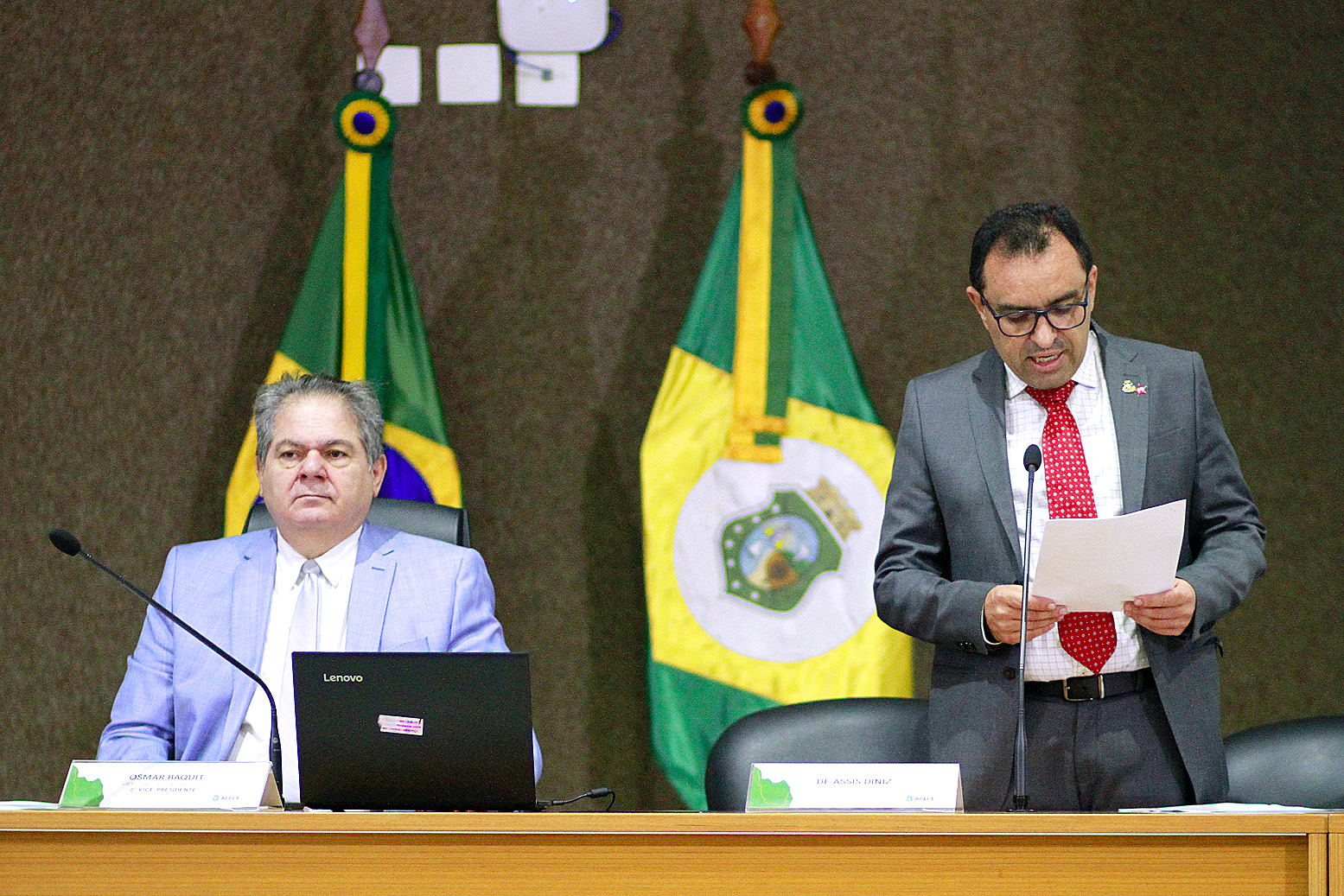 Leitura do expediente da sessão legislativa desta terça-feira