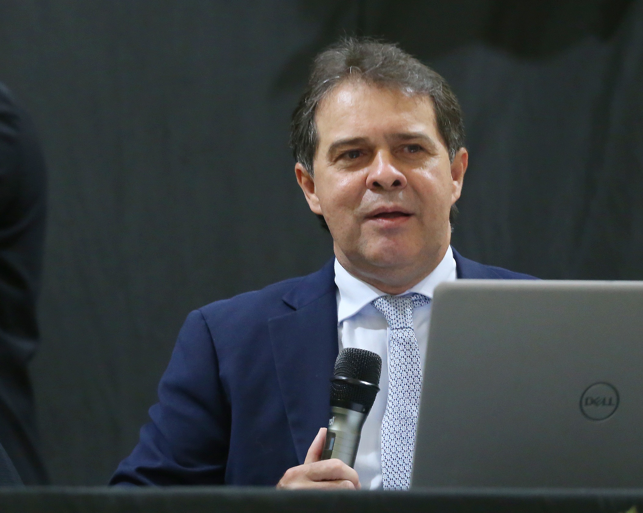 Presidente da Alece, deputado Evandro Leitão (PT), durante pronunciamento na  Assembleia Itinerante em Canindé