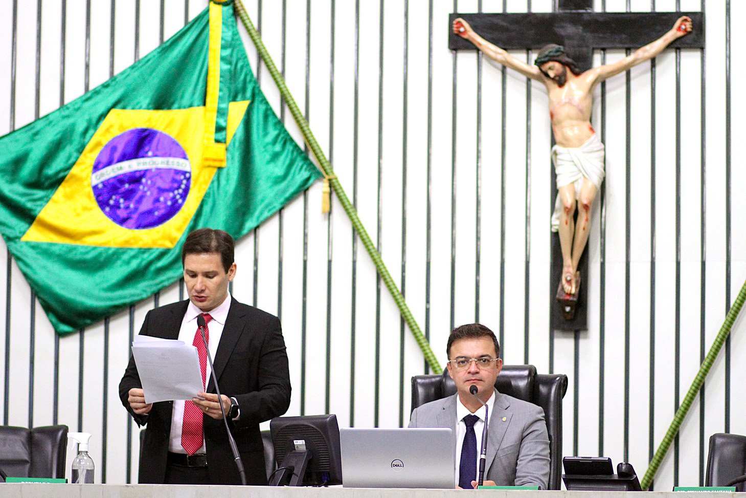 Abertura da sessão legislativa desta quinta-feira