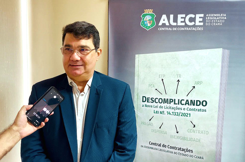 Conforme João Vicente Leitão, obra tem a participação de 15 servidores