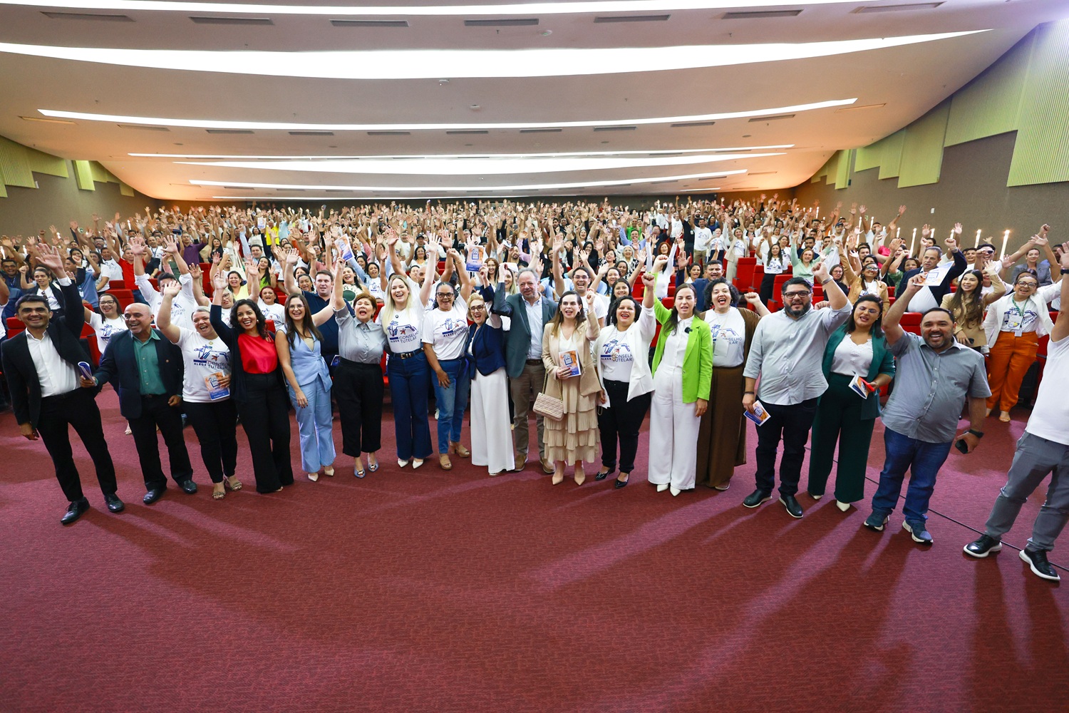 Representantes de diversos municípios participaram da aula inaugural