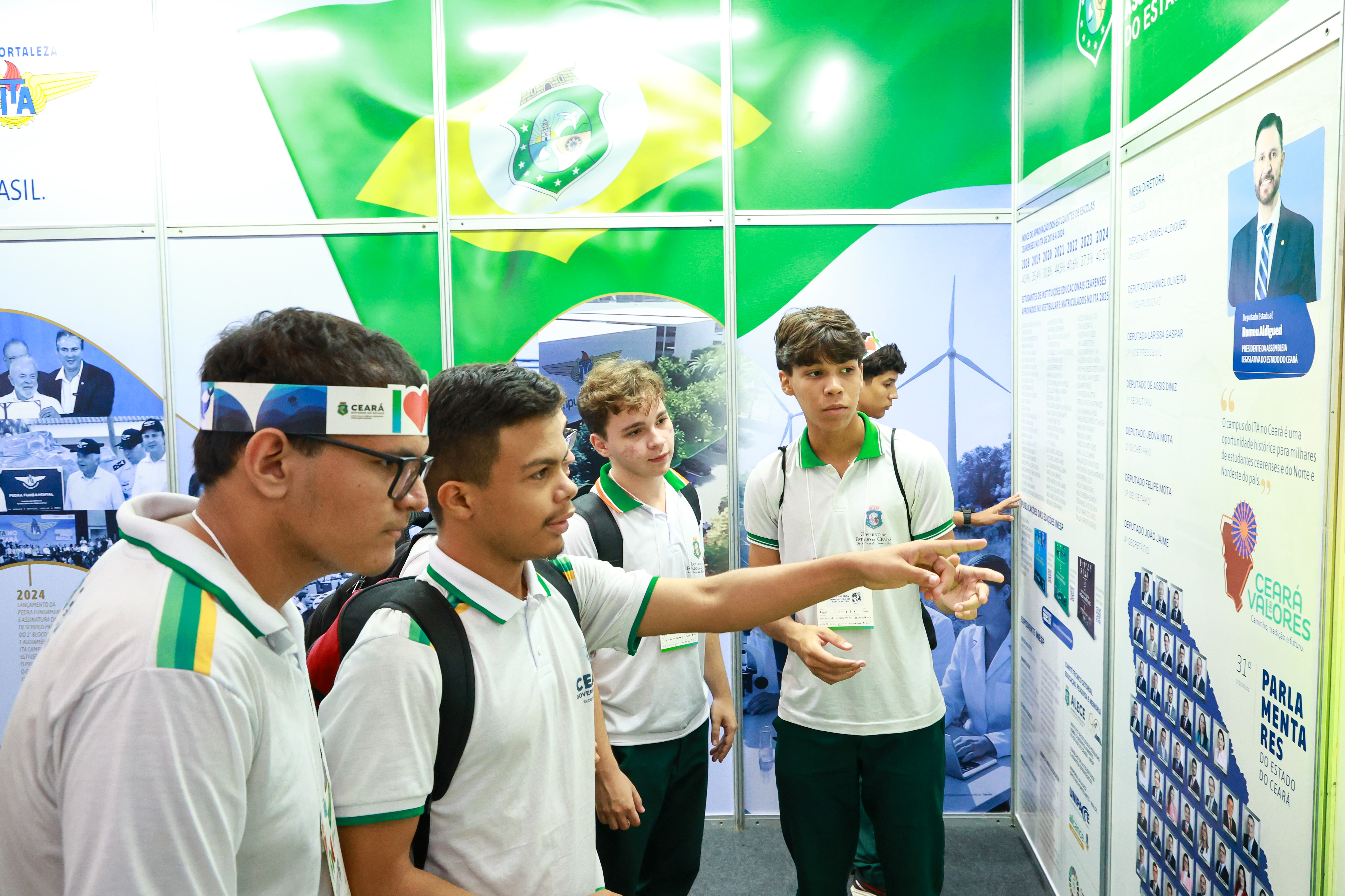 ALECE - Inesp participa da nona edição da Feira do Conhecimento 2025