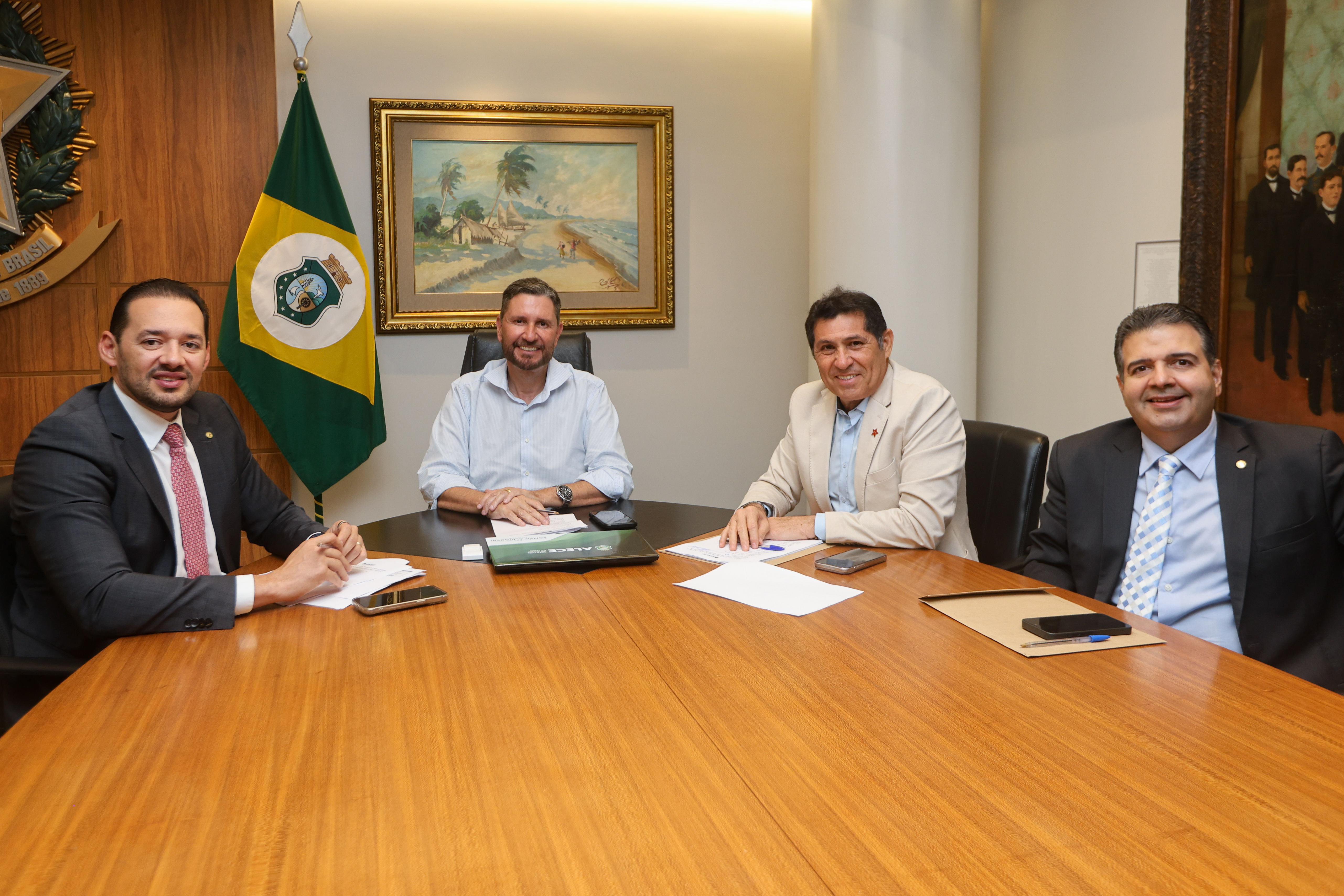 Membros da Mesa Diretora (da esquerda para direita): deputados Danniel Oliveira, Romeu Aldigueri (presidente), De Assis Diniz e Felipe Mota.