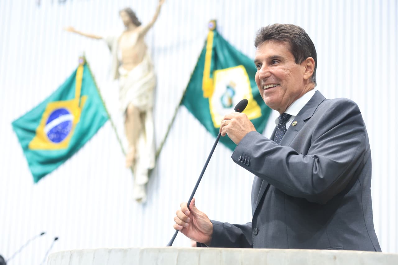 Agenor Neto aponta avanços sociais no Ceará nos últimos anos