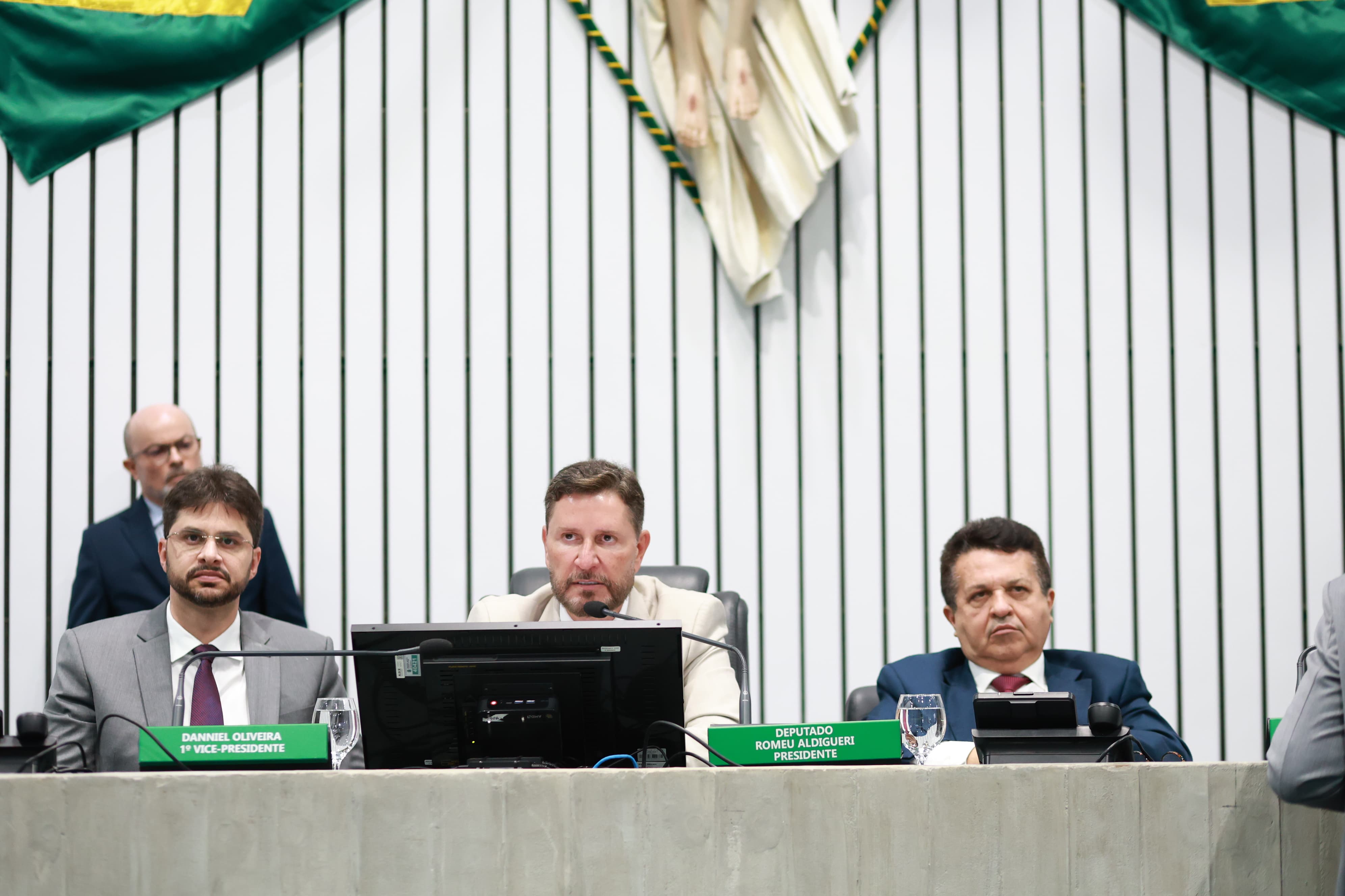 Plenário da Alece define funcionamento das sessões durante o período eleitoral