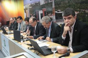 Reunião conjunta das comissões