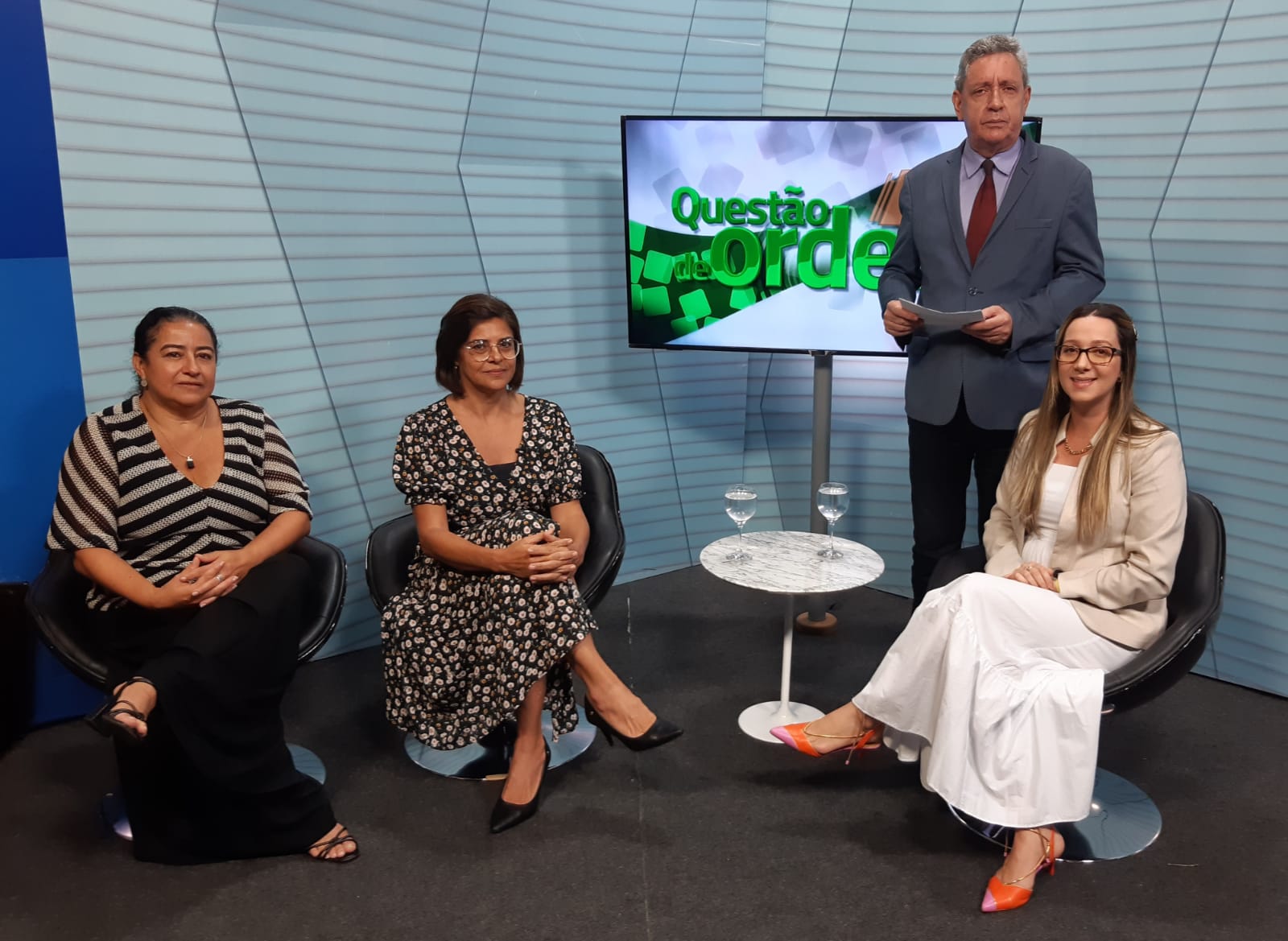 Lídia Lourinho, diretora da Unipace; Luiza Martins, secretária executiva do Conselho de Altos Estudos da Alece; Amanda Melo, articuladora do Comitê de Responsabilidade Social da Alece e jornalista Renato Abreu