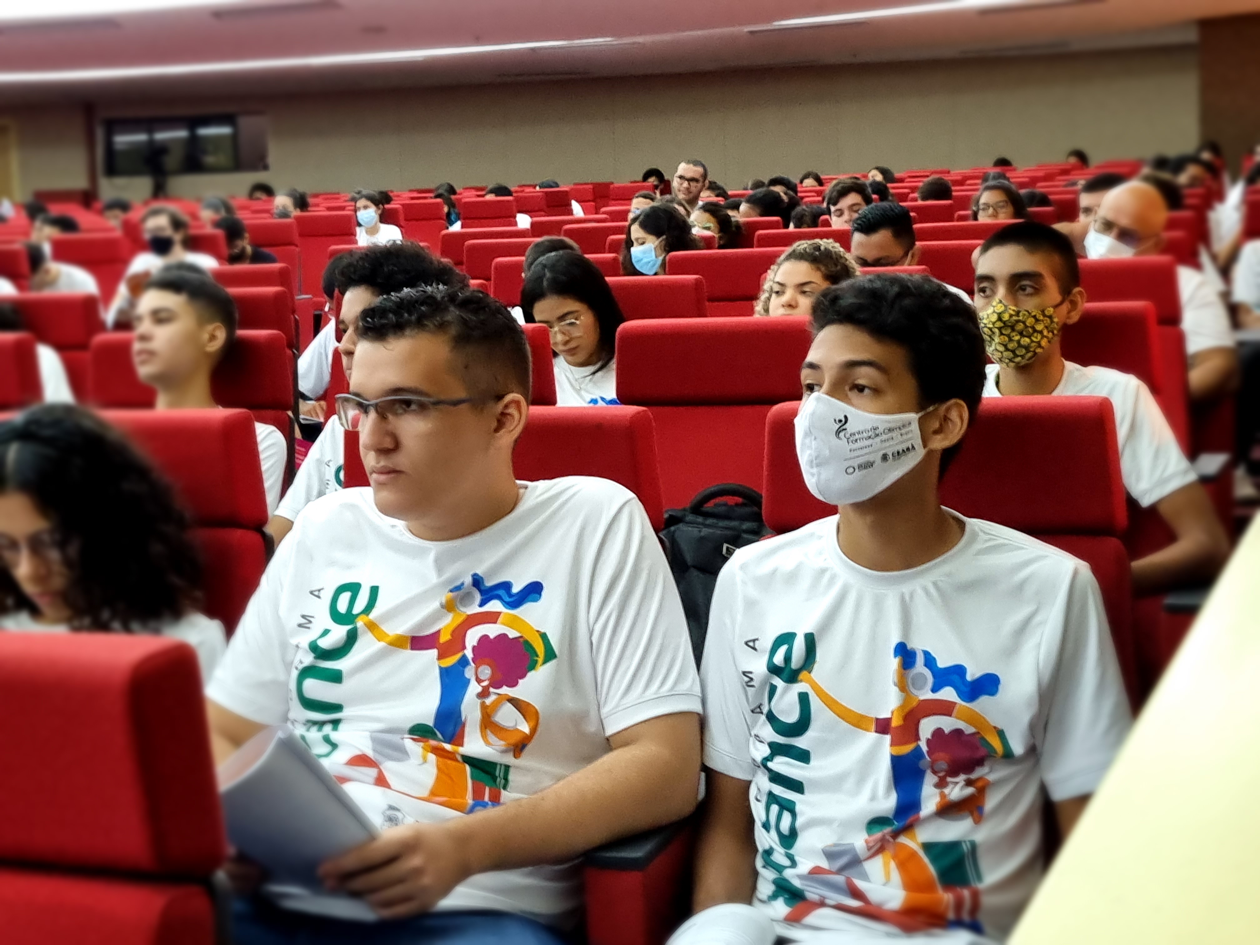 Programa Alcance Enem está com inscrições abertas para aulas presenciais