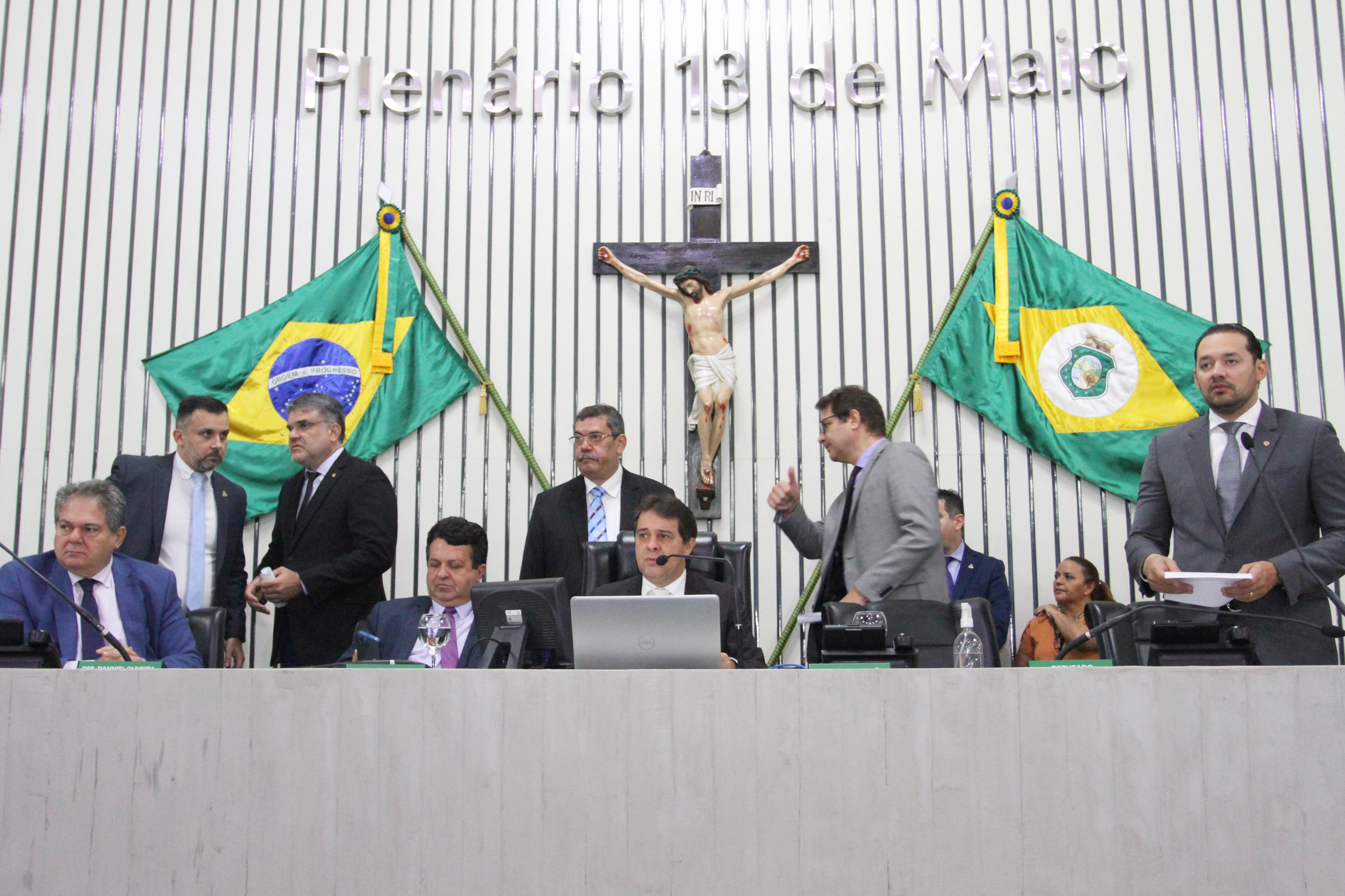 Assembleia Legislativa aprova alterações no Regimento Interno e cria novas comissões