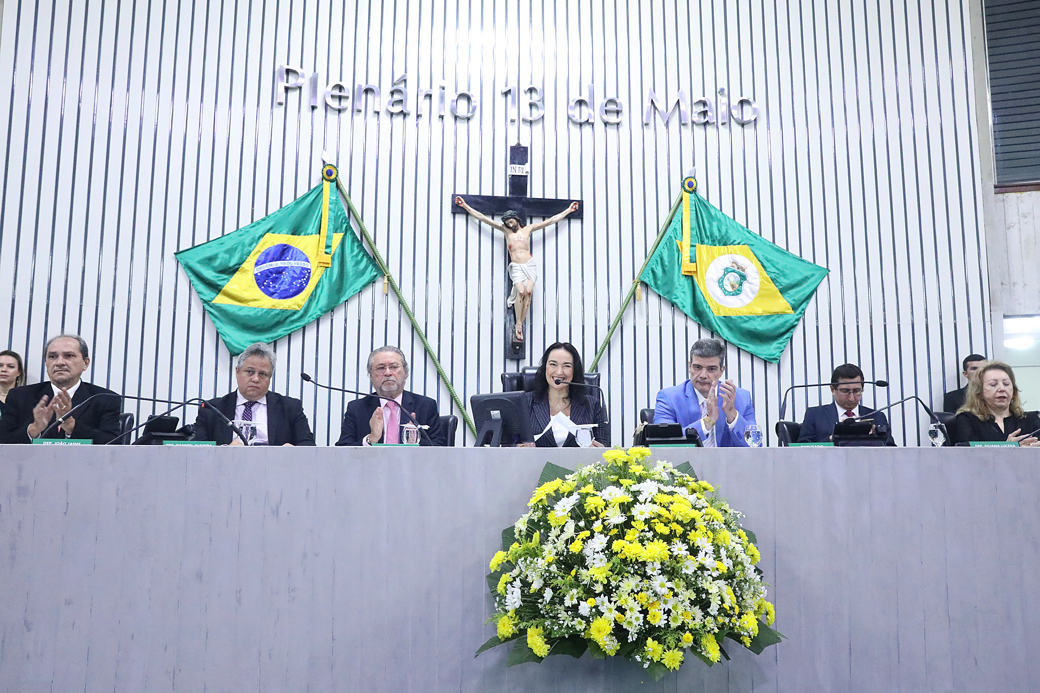 Faculdade de Direito comemora 120 anos em solenidade na Alece