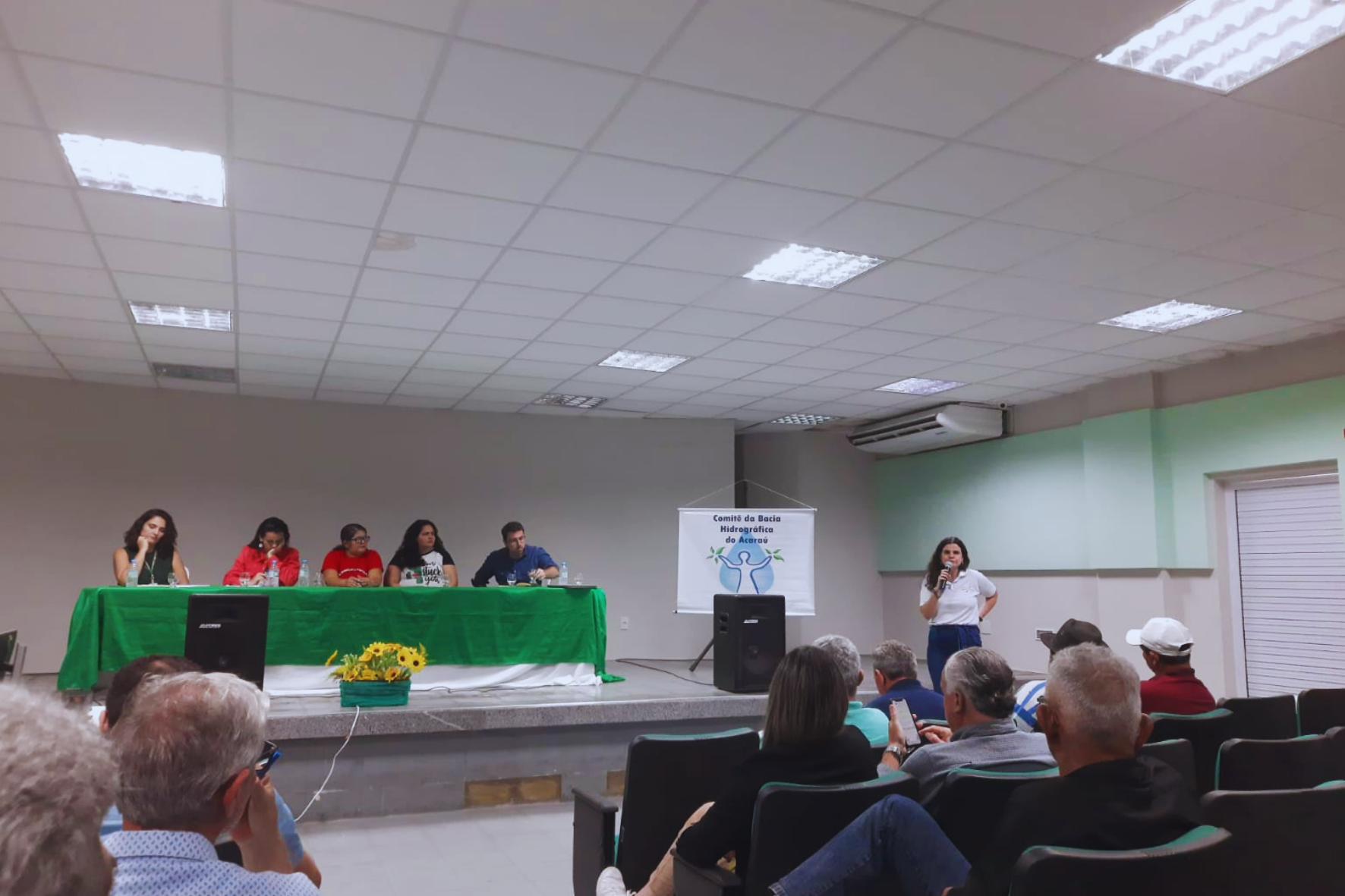 Reunião para debater os impactos hídricos do projeto de mineração Santa Quitéria