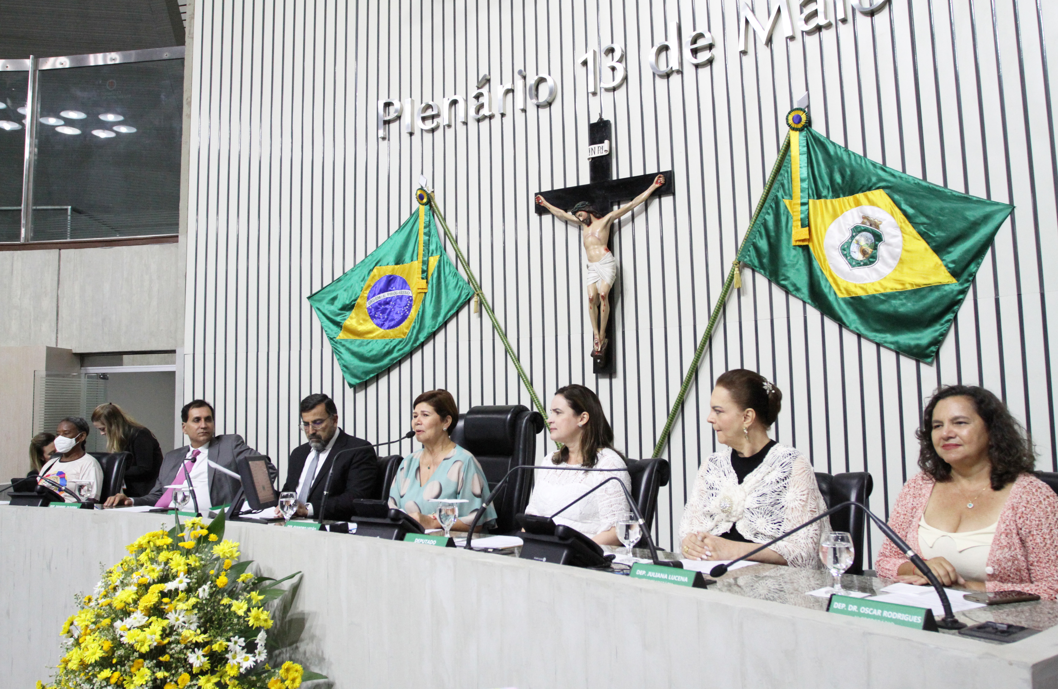 Importância do artesanato é celebrada em solenidade na Alece
