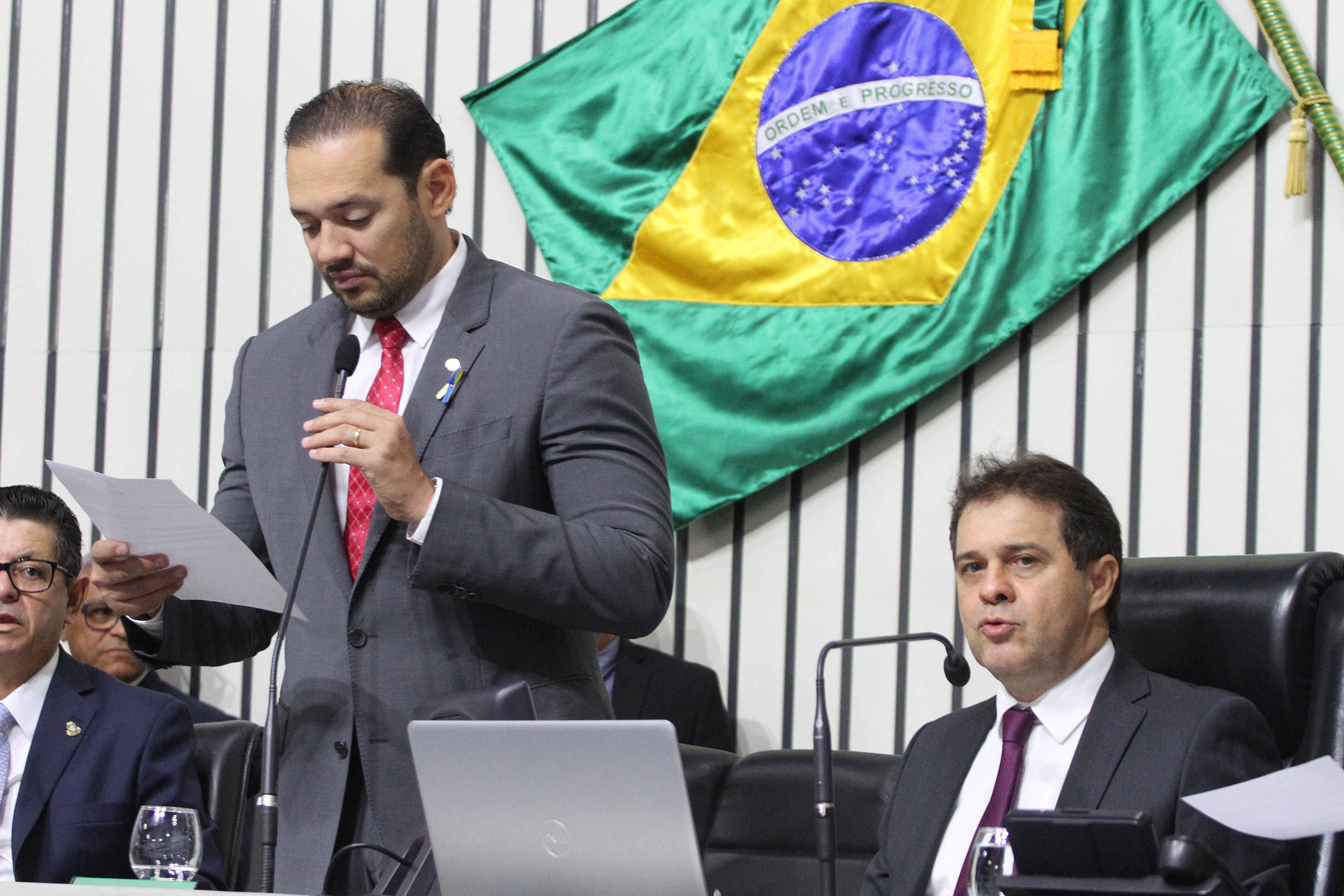 Alece aprova projeto para montagem e abastecimento de cozinhas comunitárias