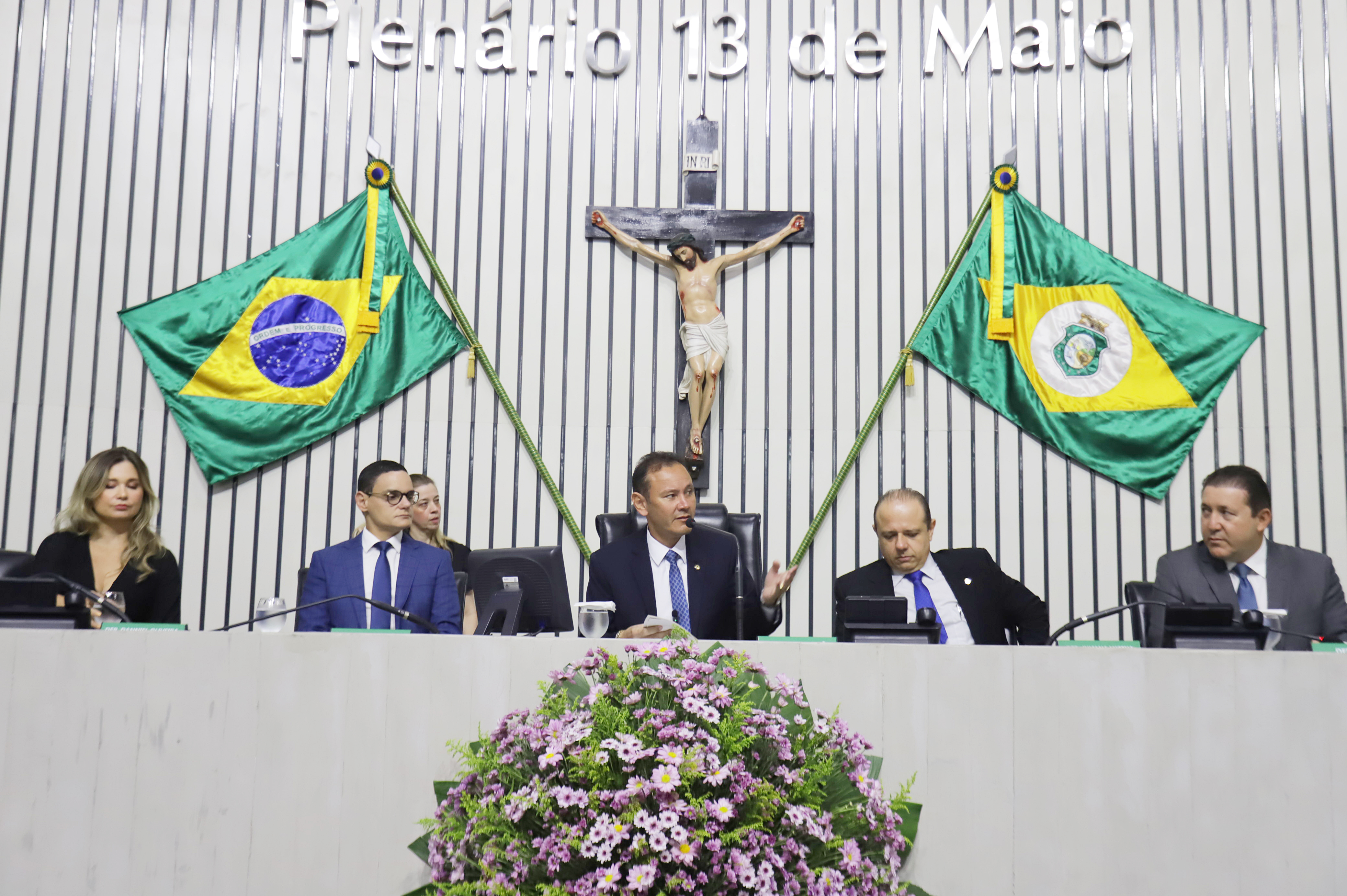 Procuradores do Estado são homenageados em sessão solene