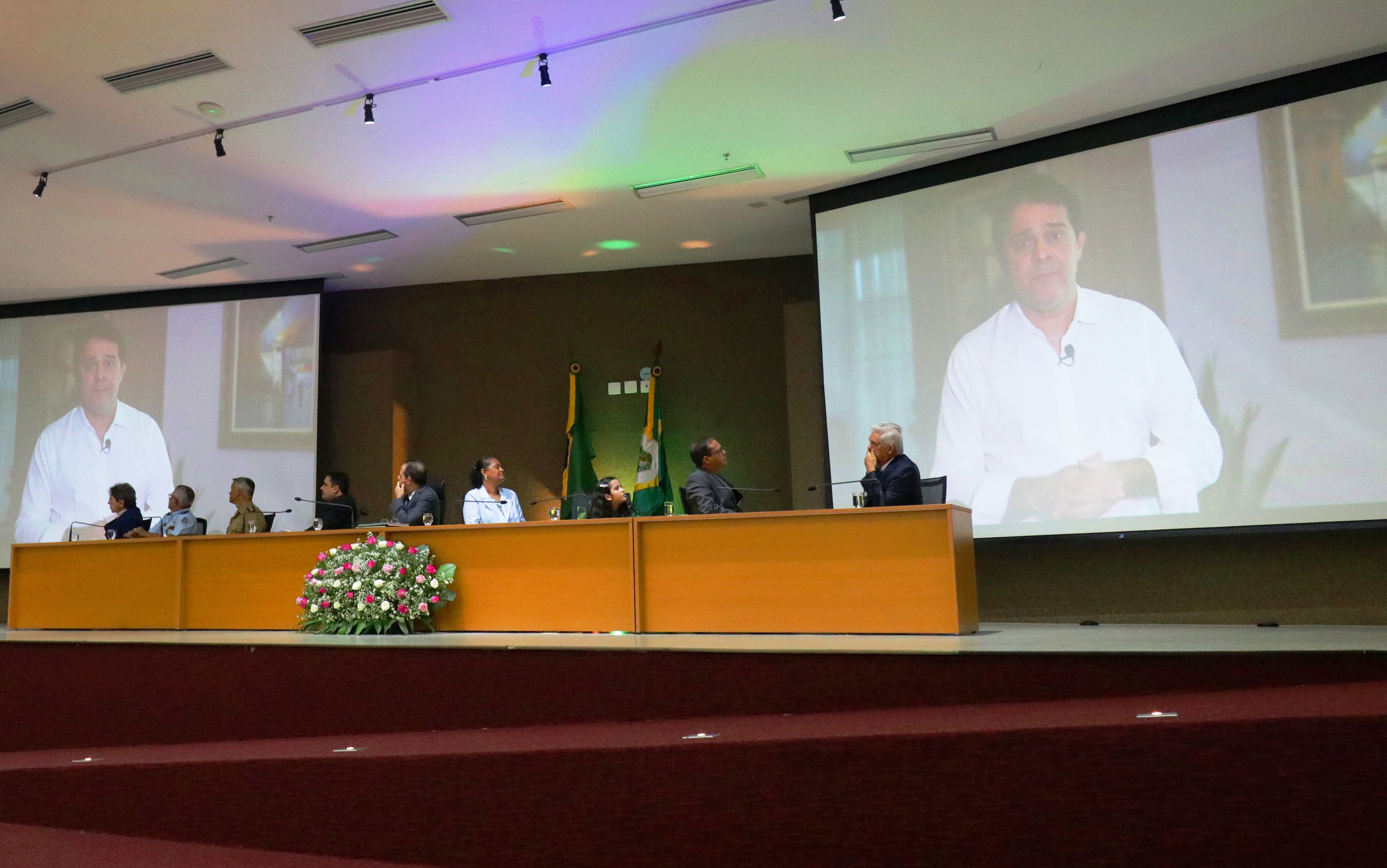 Candidatos ao ITA 2024 acompanham na Alece palestra sobre novidades da instituição