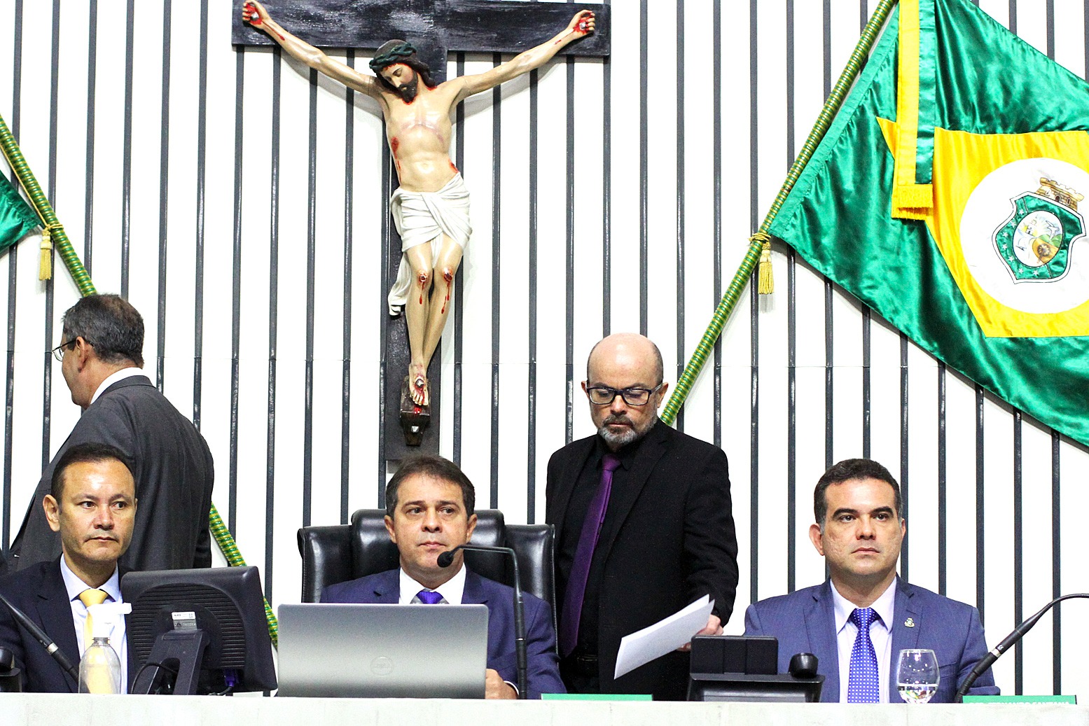 Alece divulga integrantes da Comissão de Recesso