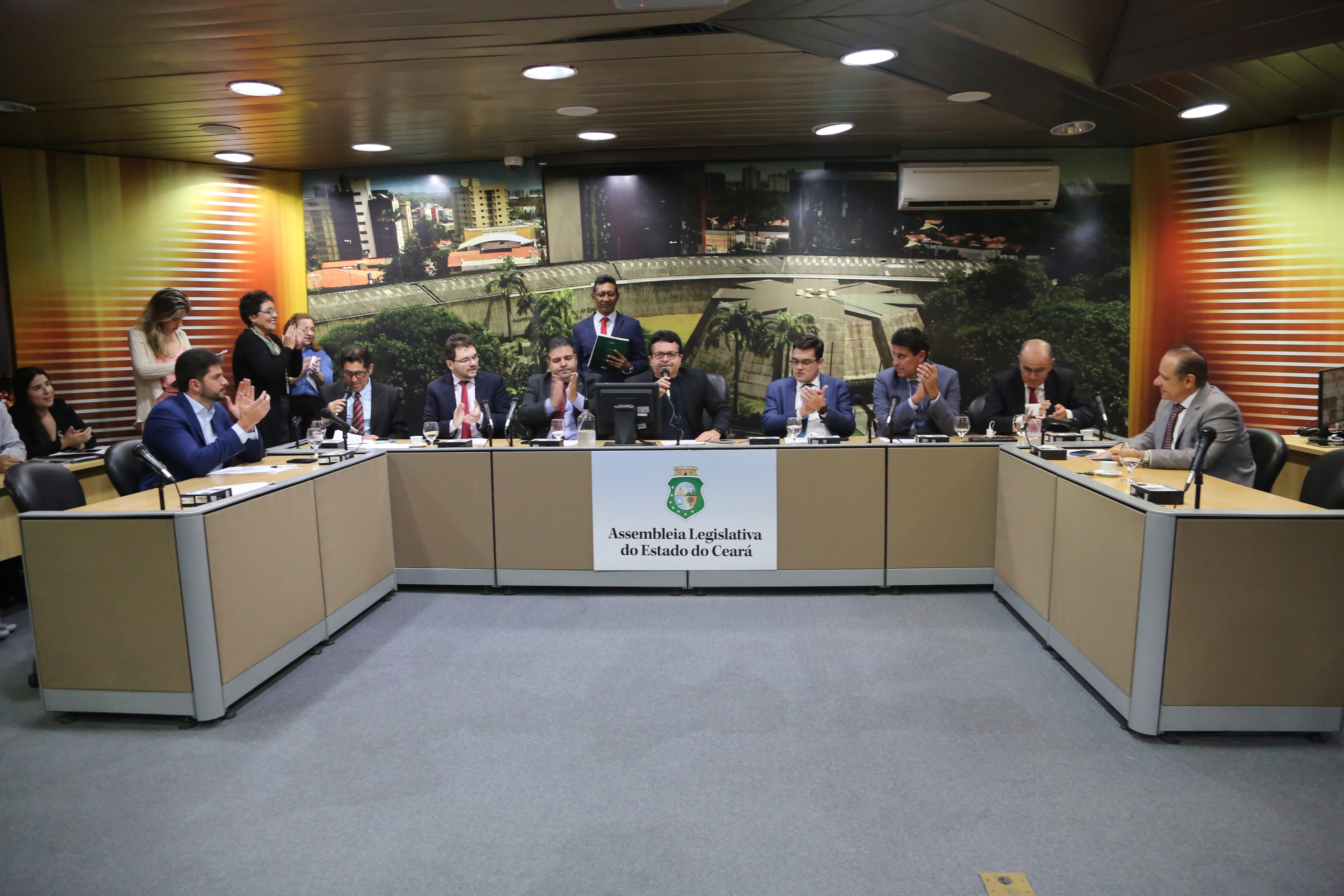 Comissões aprovam projeto de autoria do TJCE e proposições de deputados