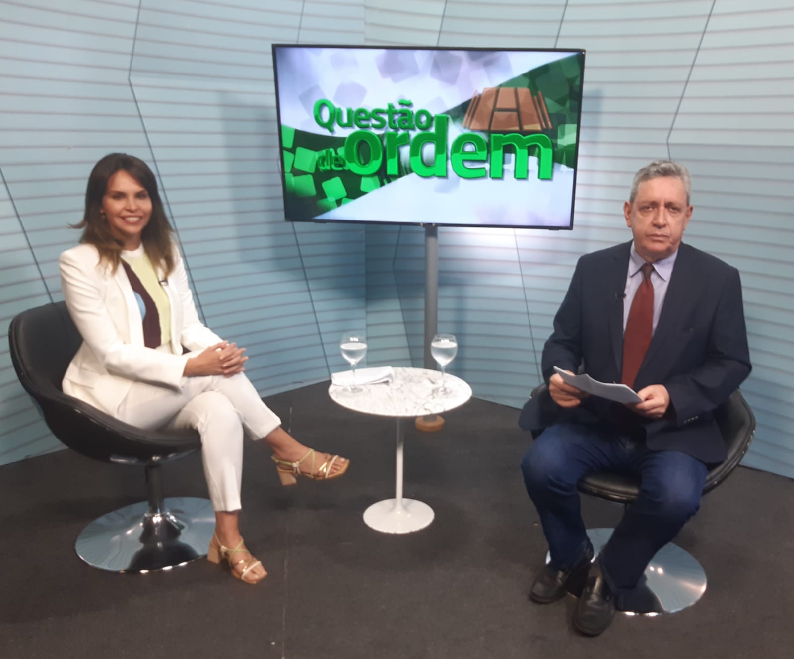 A deputada Gabriella Aguiar e o jornalista Renato Abreu