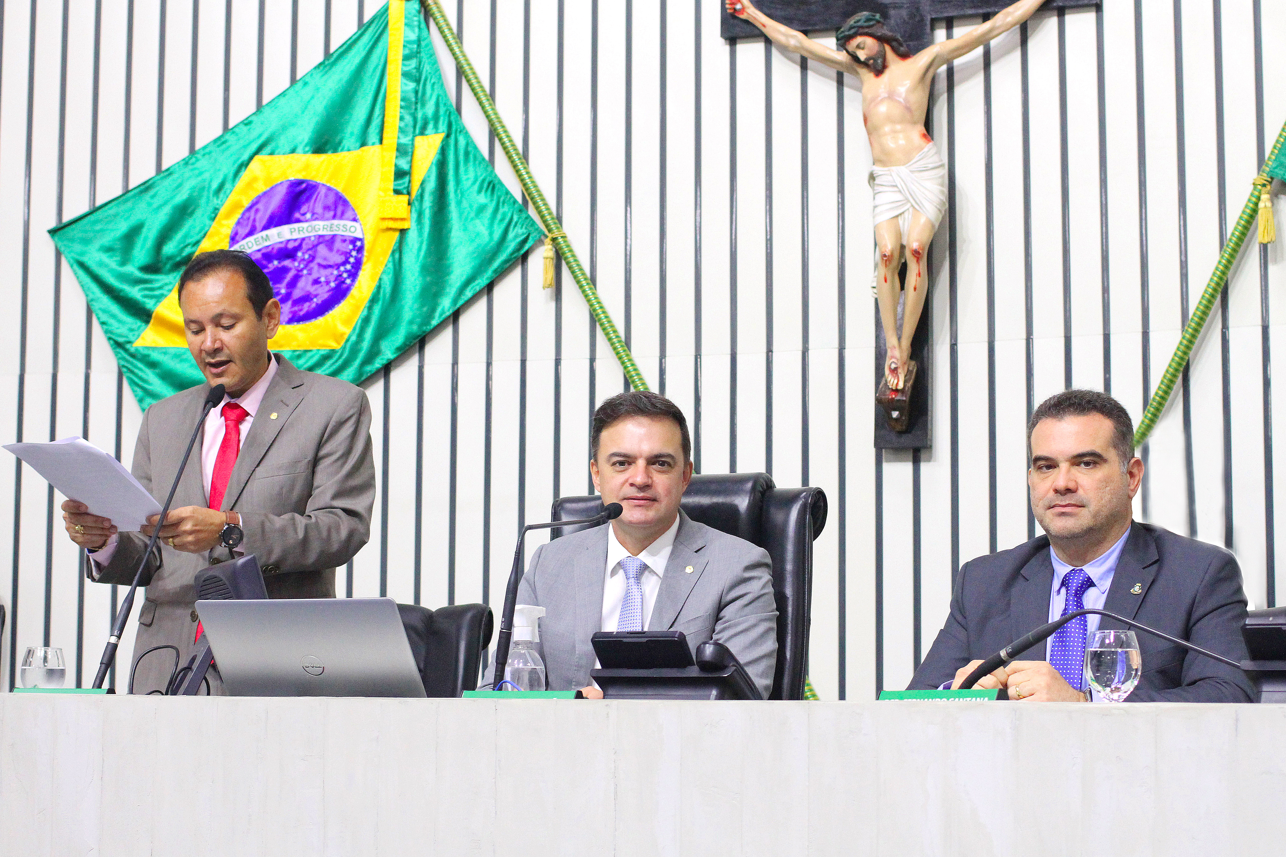 Leitura do expediente da sessão legislativa desta quarta-feira