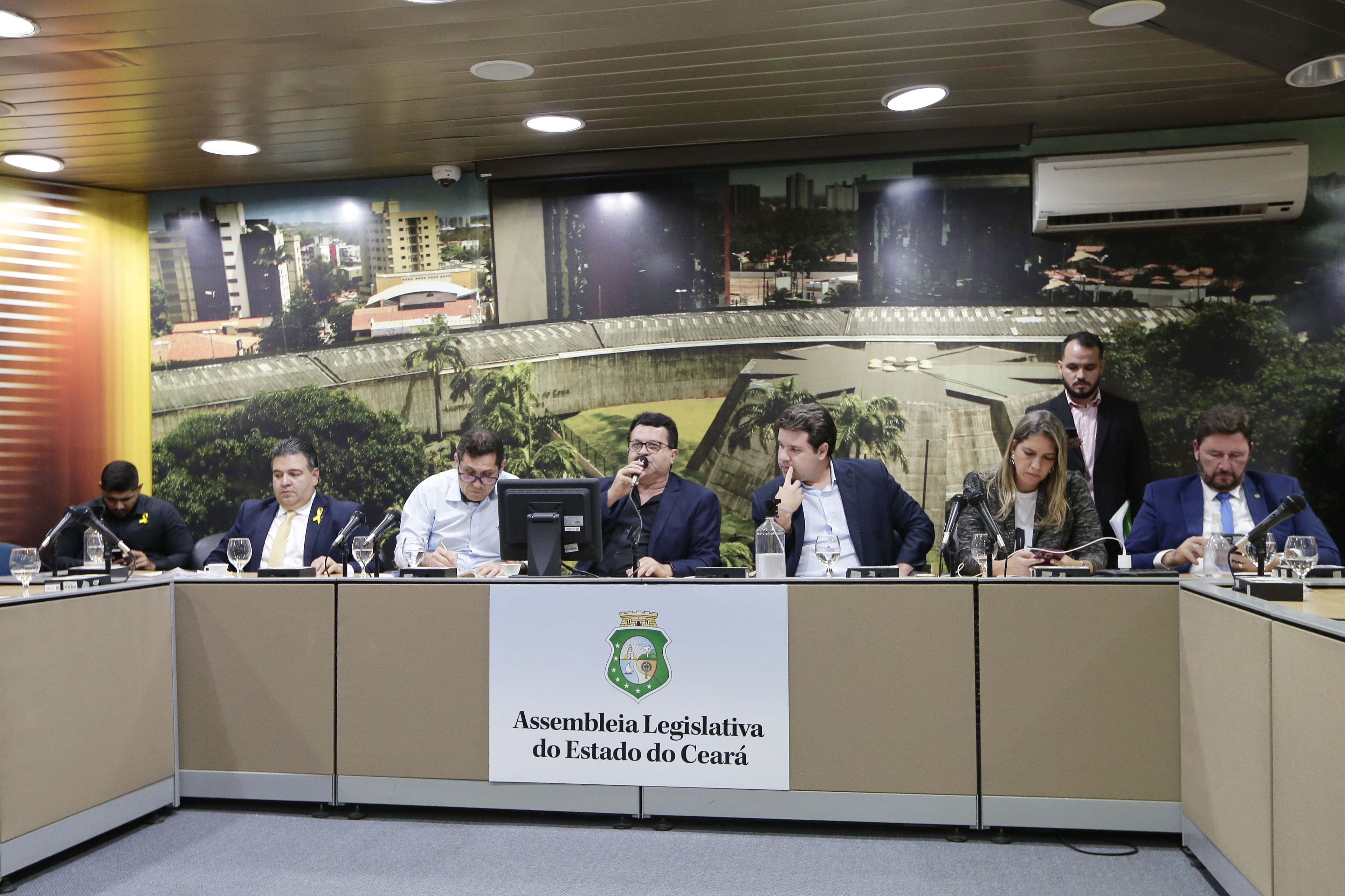 Comissões aprovam programa Renda do Sol e mais nove projetos nesta terça-feira