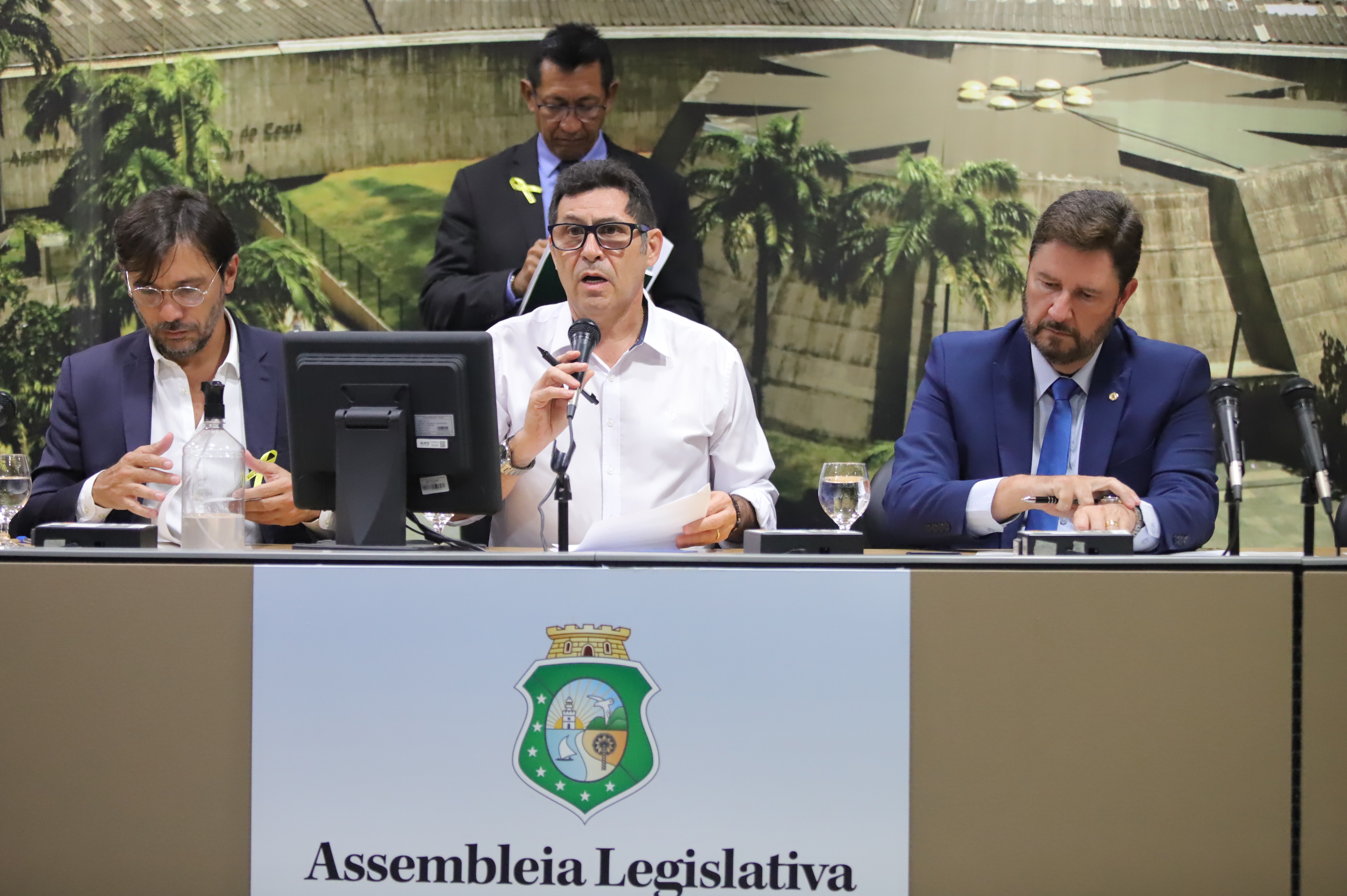 Comissão de Trabalho aprova cinco projetos de parlamentares nesta terça