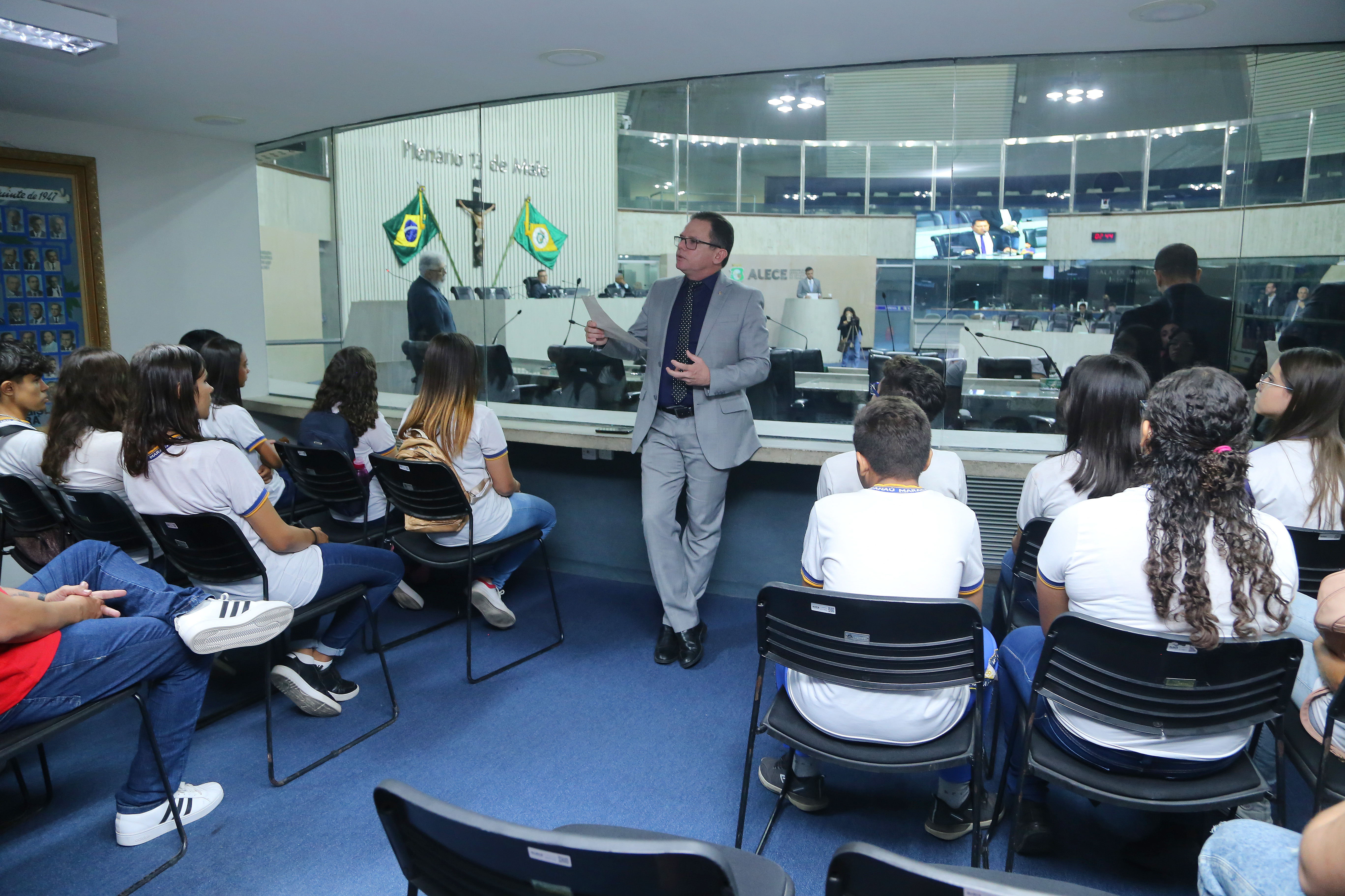 Escolas de Maracanaú e Messejana conhecem a Alece nesta quarta-feira