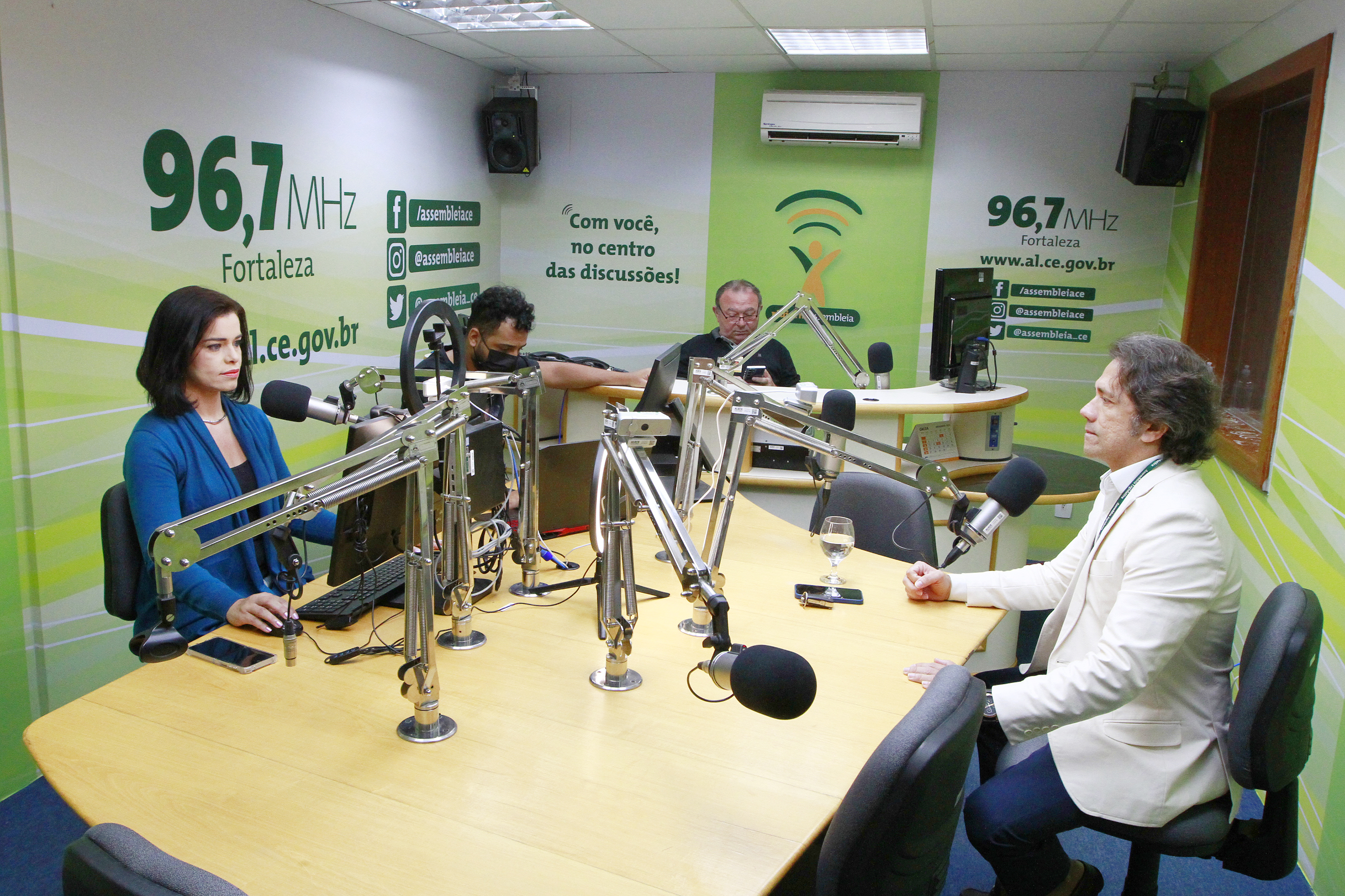 Conexão Assembleia aborda o diagnóstico precoce do câncer de mama