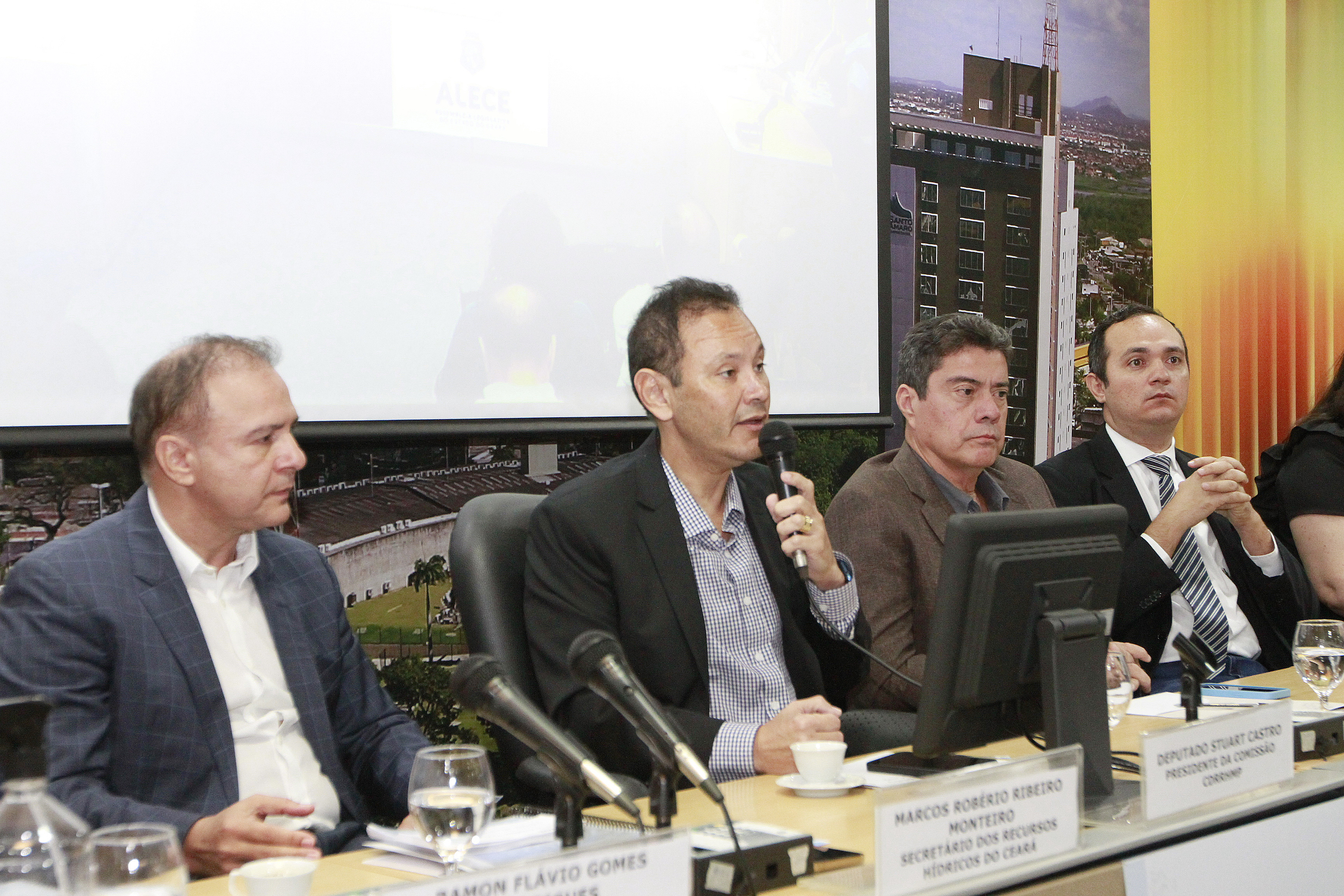 Ações da Secretaria de Recursos Hídricos do Estado são apresentadas na Alece