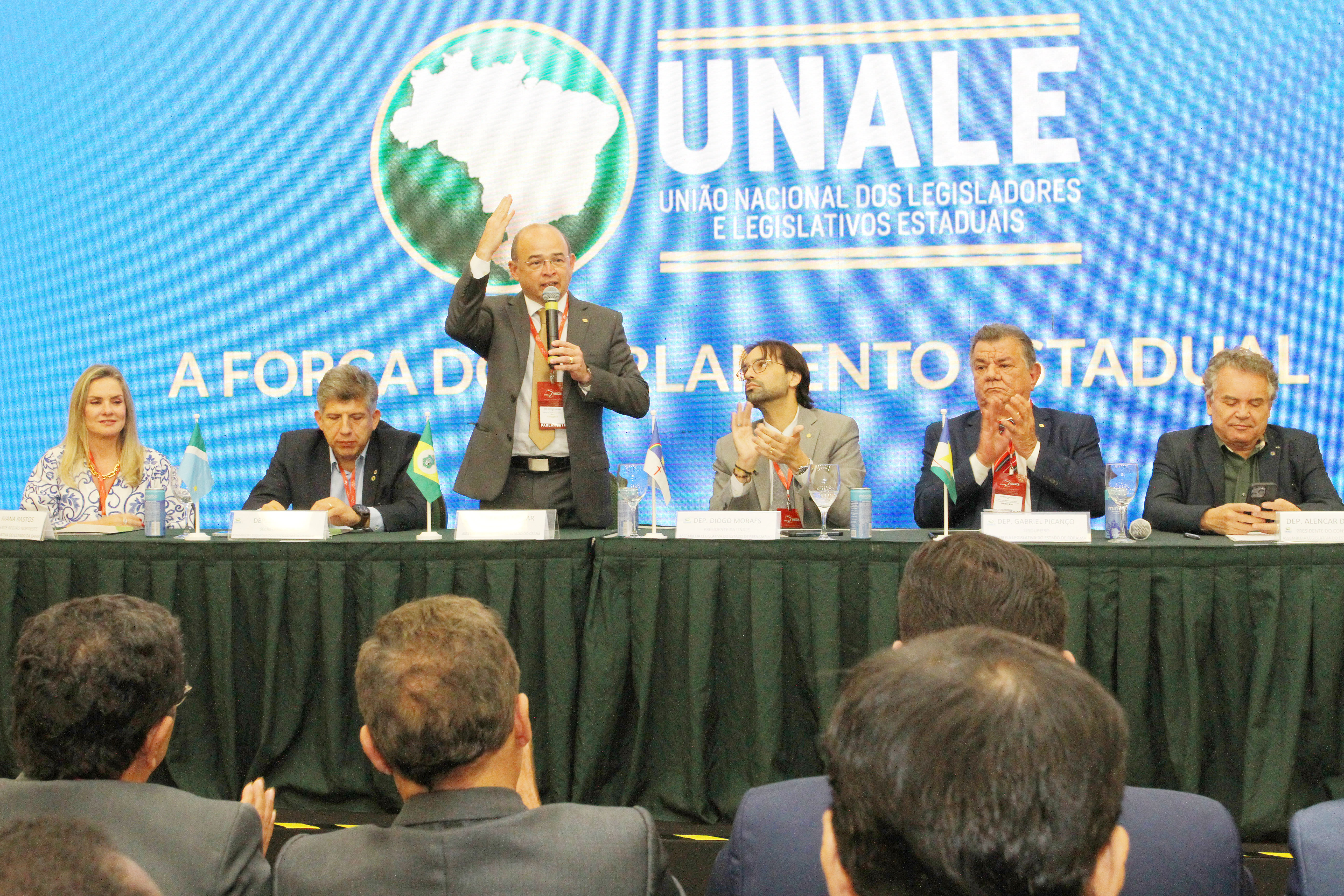 Deputado Sérgio Aguiar é eleito novo presidente da Unale