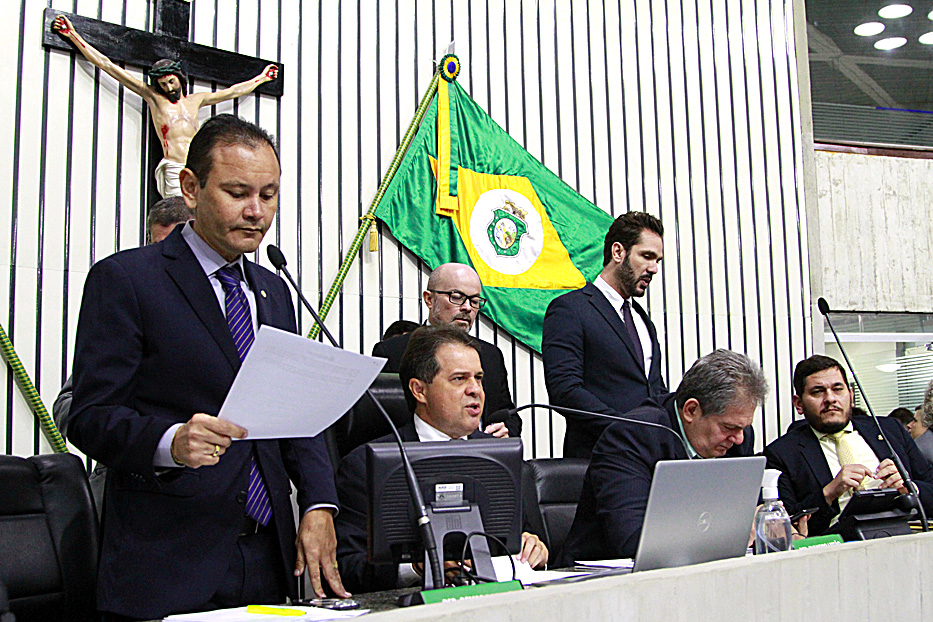 Votação realizada durante sessão legislativa desta quarta-feira