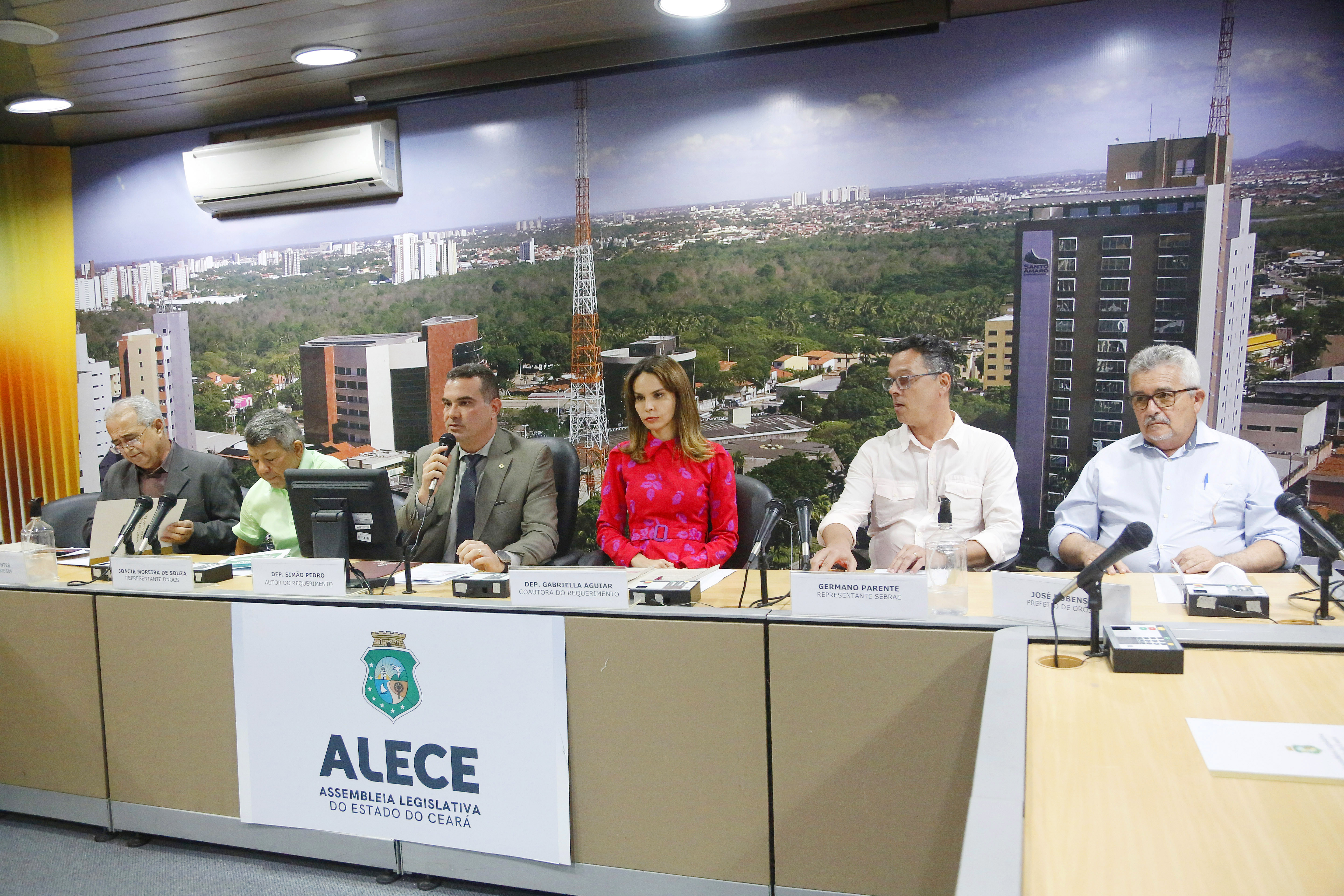 Parceria com prefeituras é proposta para agilizar renovação de contratos com Dnocs