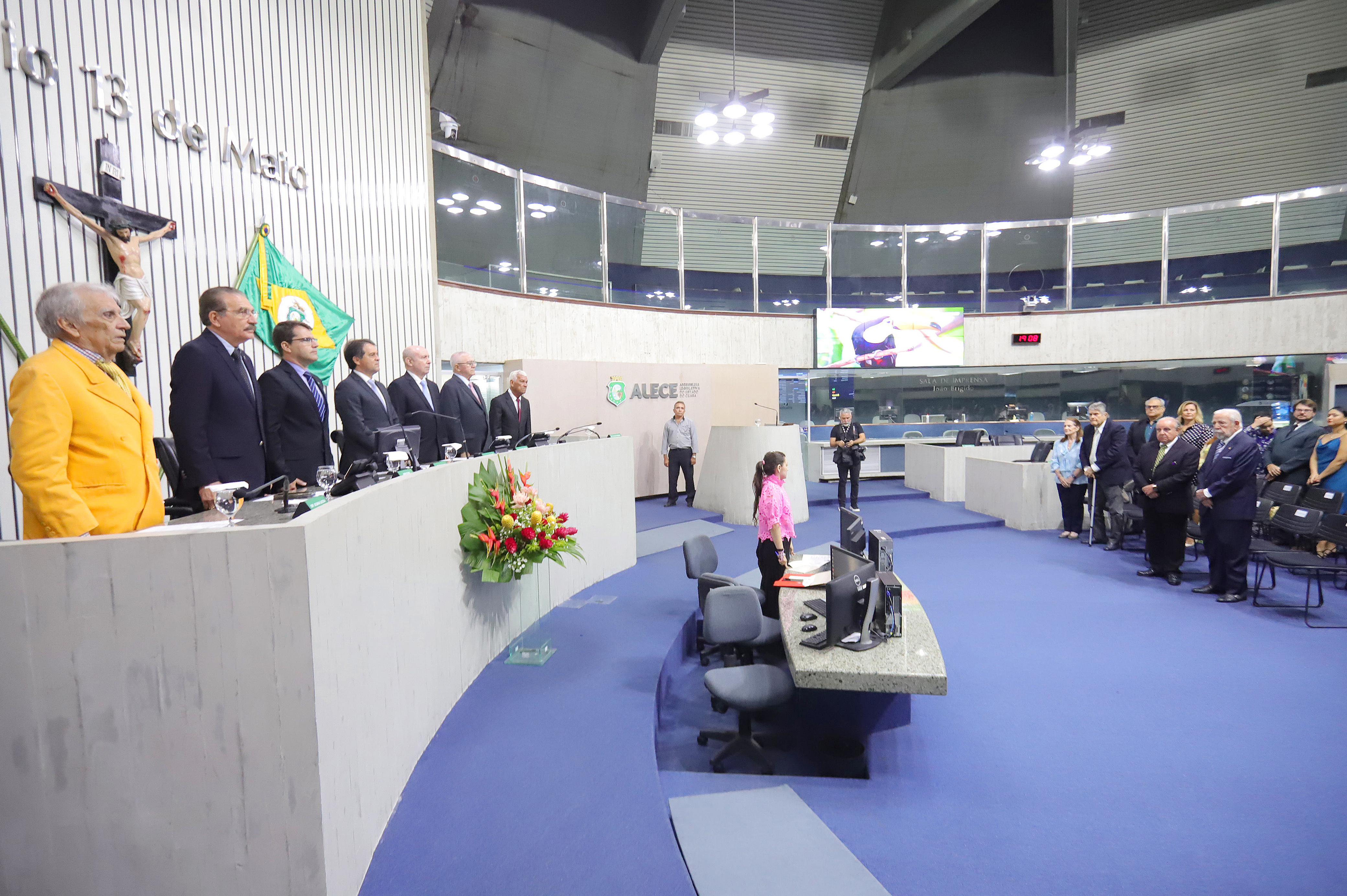 Os 92 anos de fundação do Ideal Clube são celebrados em solenidade na Alece