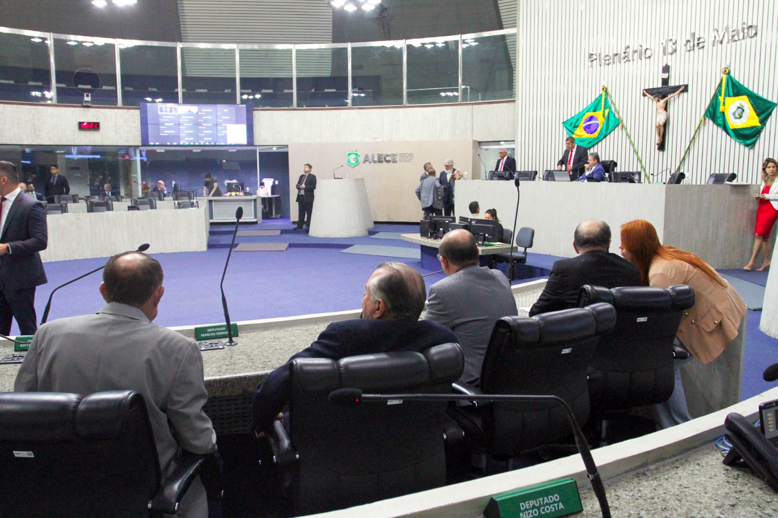 Comissões aprovam projeto para acelerar processos judiciais de saúde