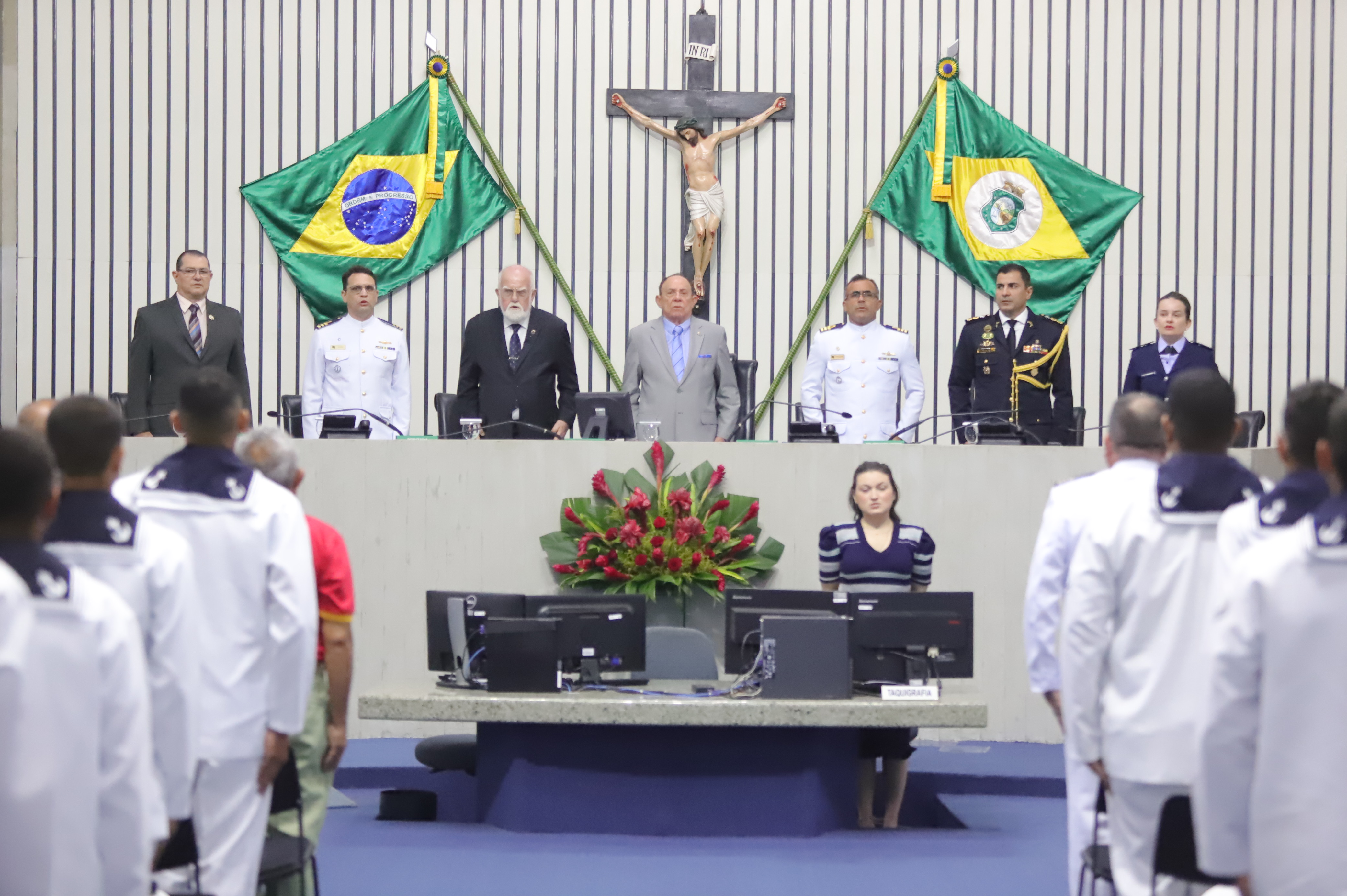 Dia do Marinheiro é celebrado em sessão solene na Alece