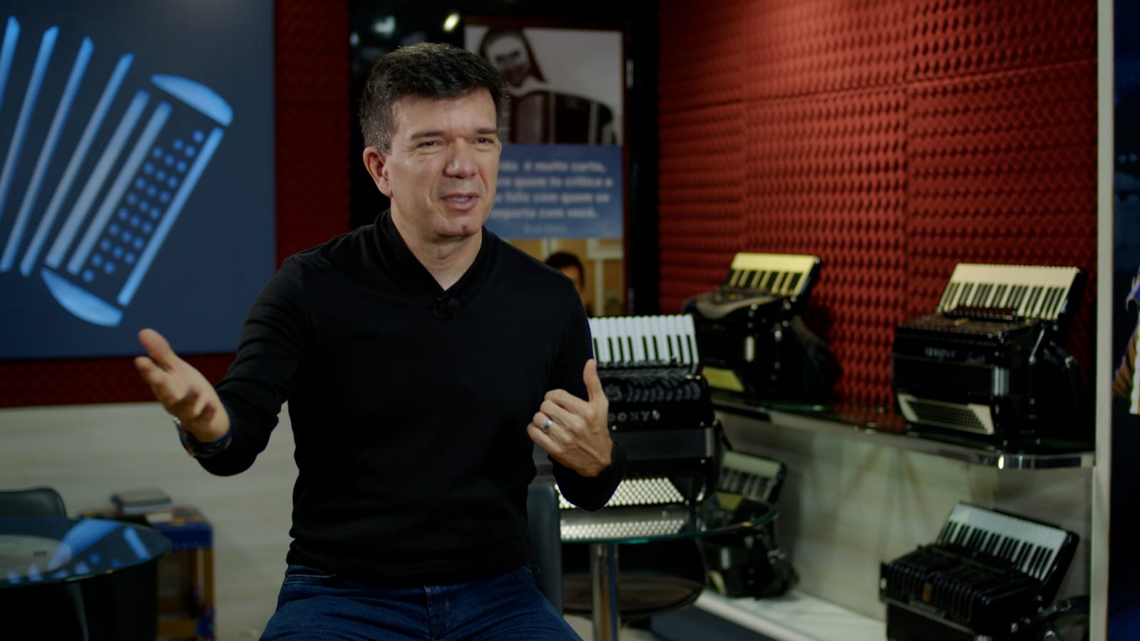 Colecionadores mostra acervo de sanfonas do músico Waldonys