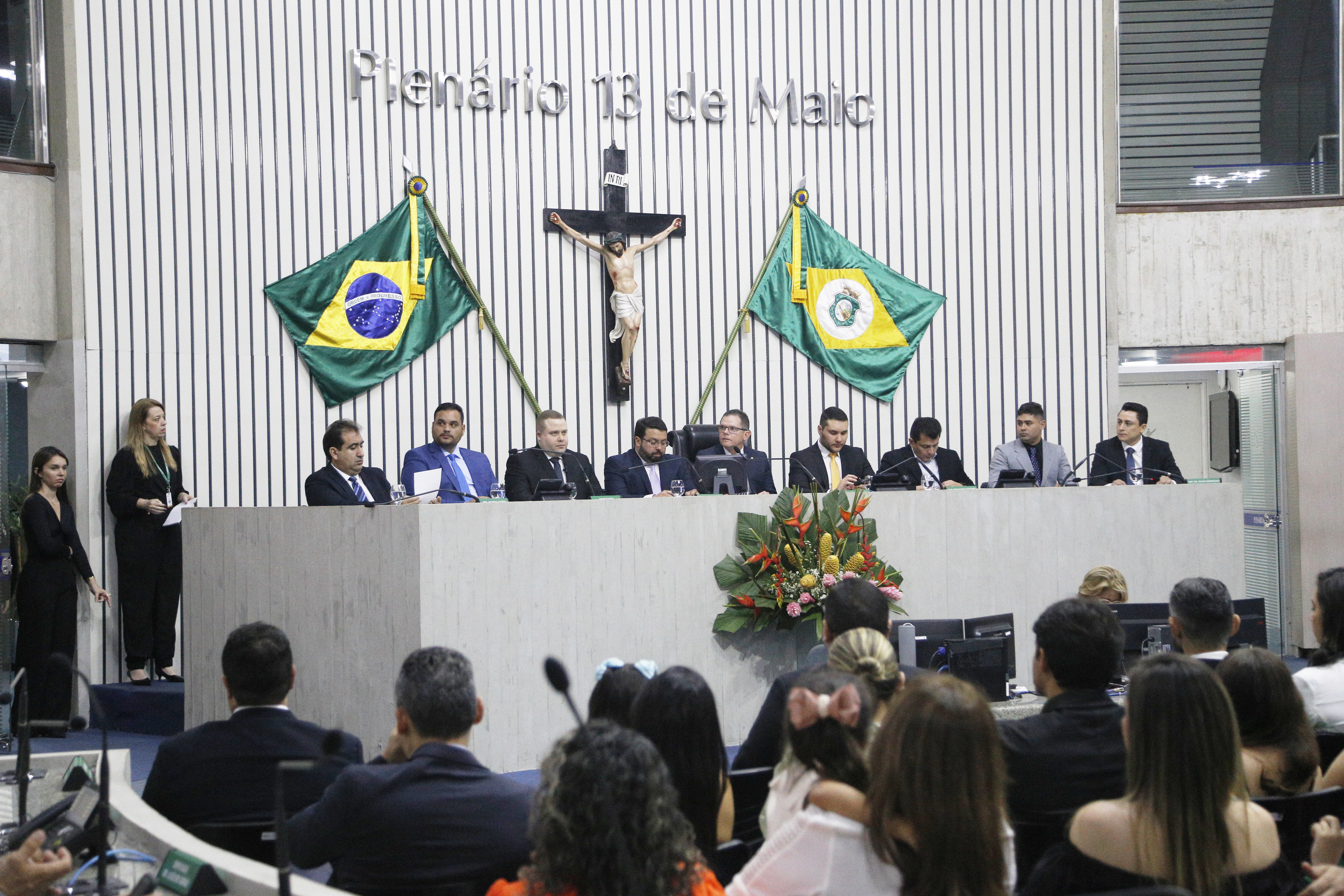 Empreendedores cearenses são reconhecidos em solenidade na Alece