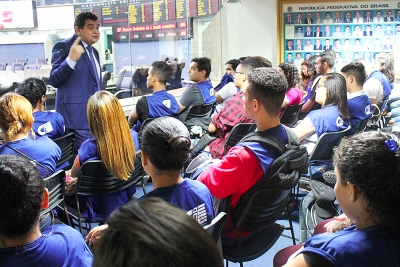 Alunos visitam AL-CE