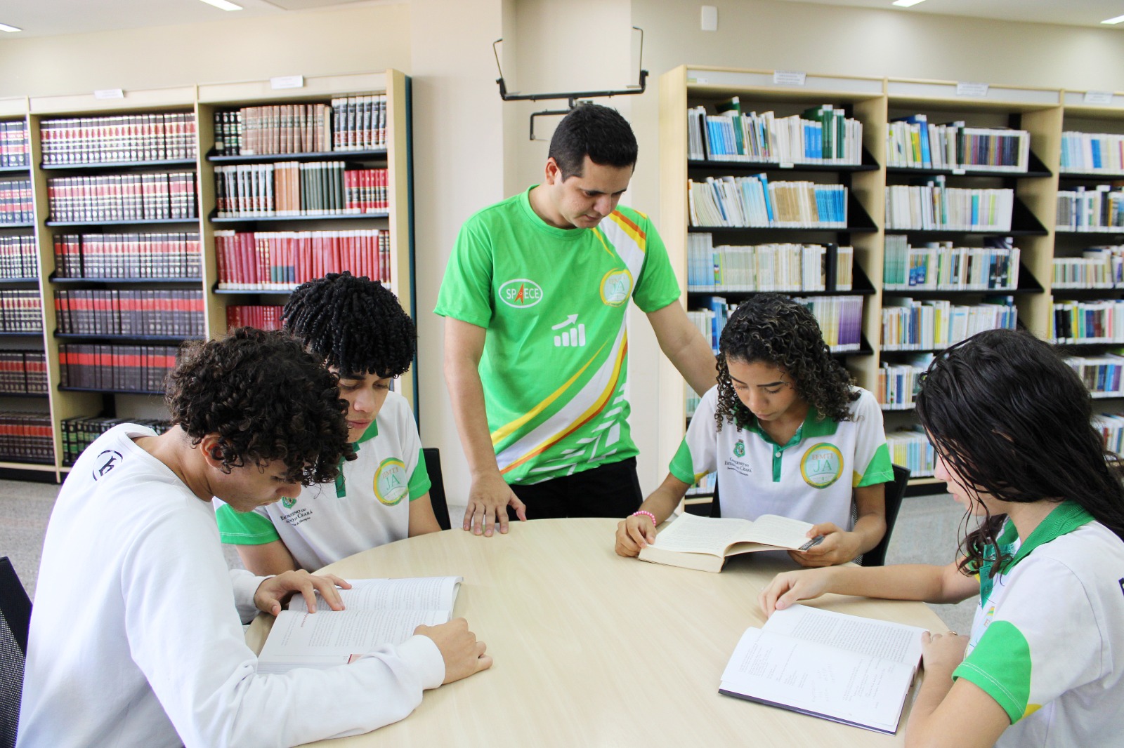 Biblioteca César Cals amplia acervo e acessos ao equipamento em 2023