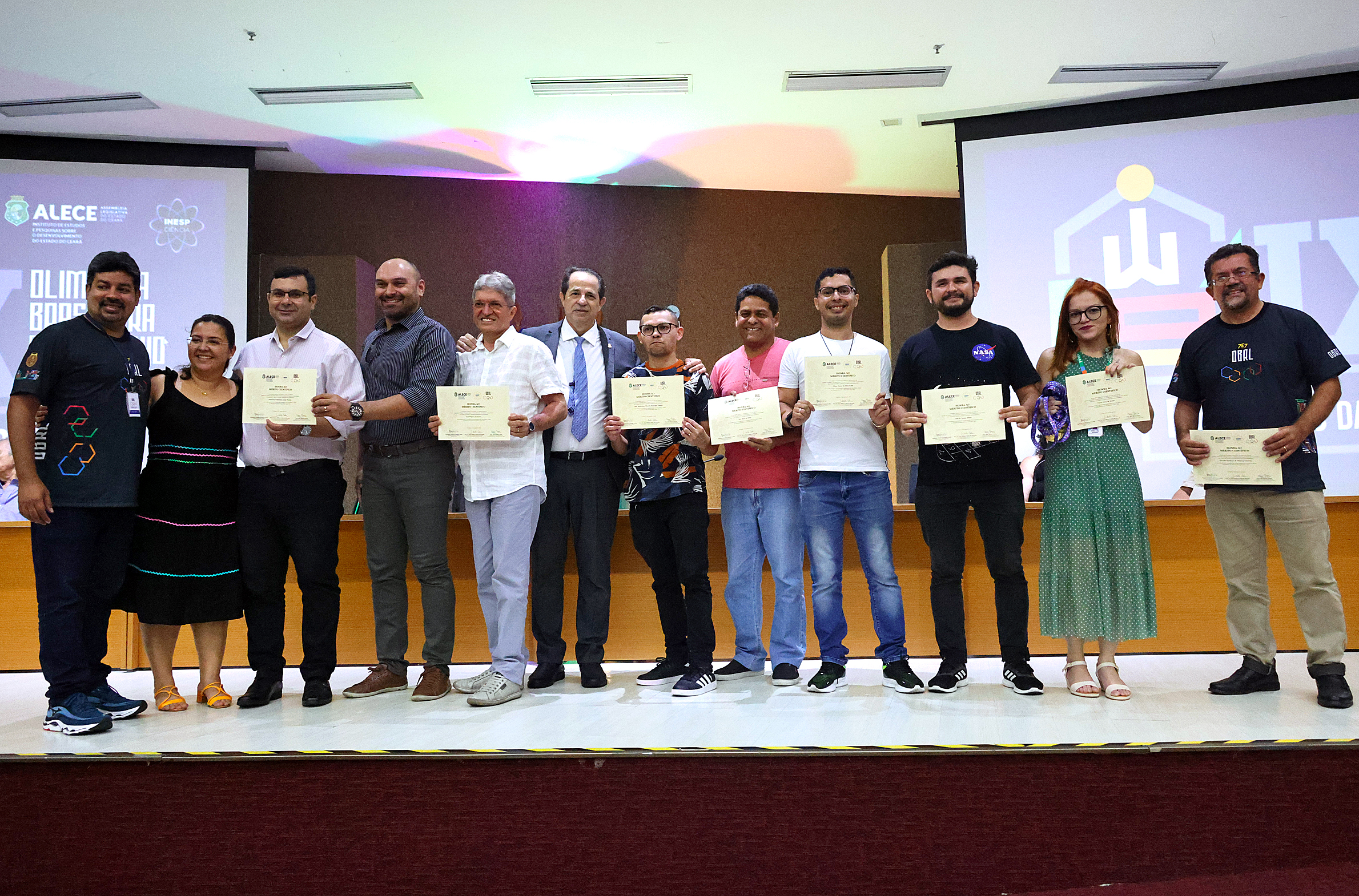 Premiação dos medalhistas de ouros da IX Olimpíada Brasileira de Raciocínio Lógico
