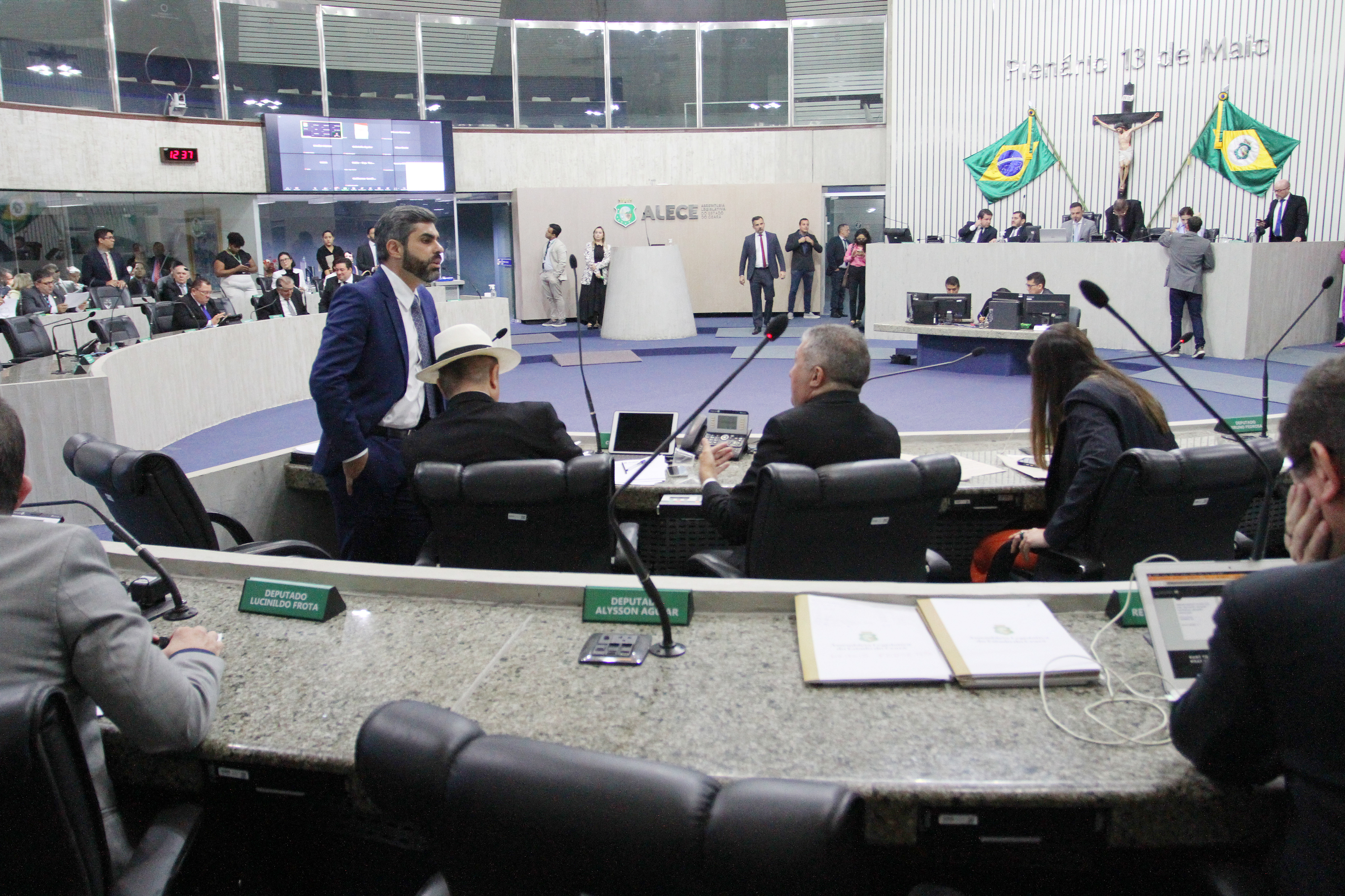 Bancadas partidárias indicam suas lideranças na Alece