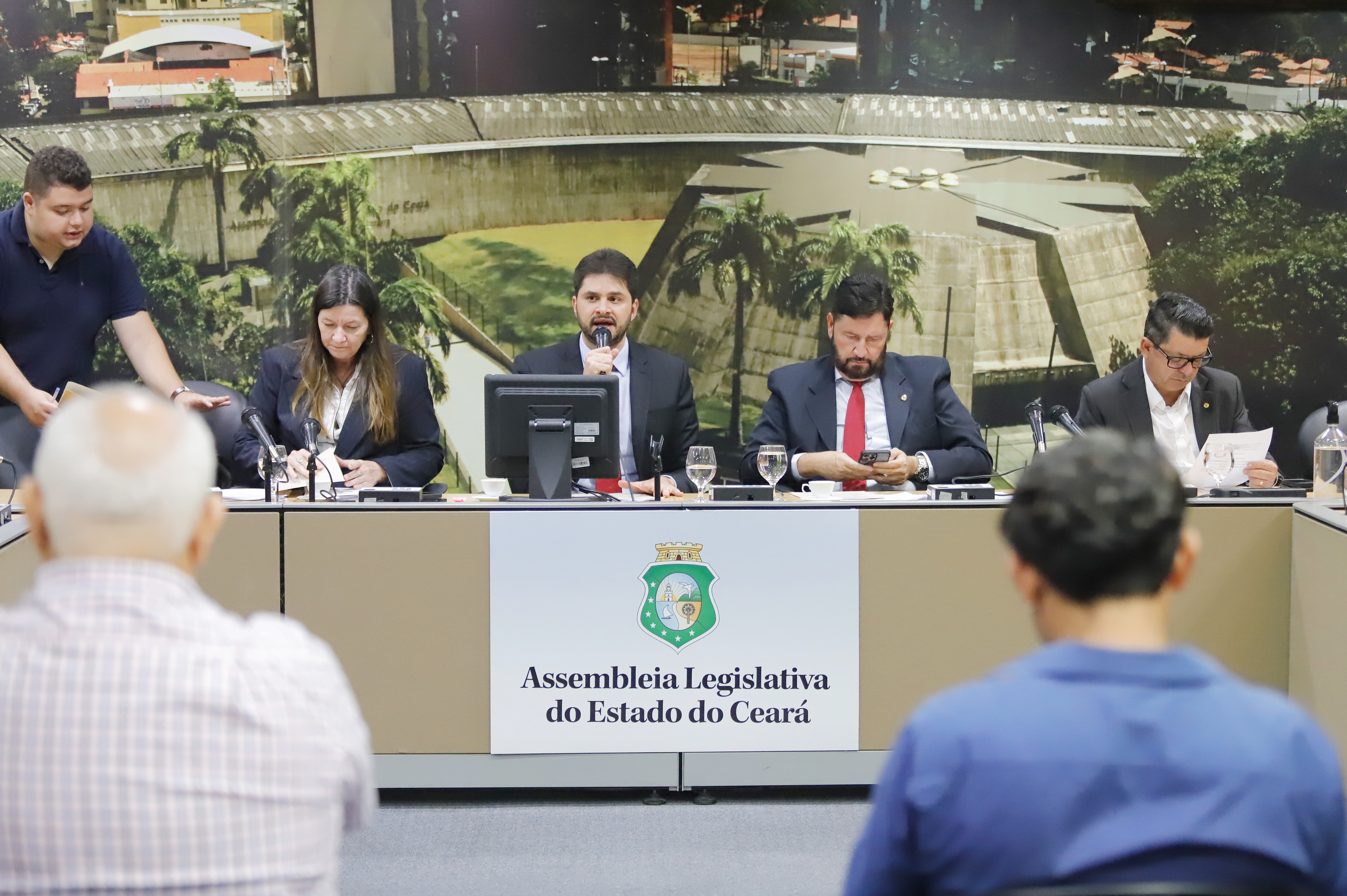 Comissões técnicas aprovam quatro projetos de parlamentares