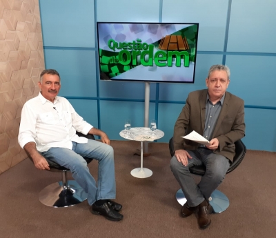 Questão de Ordem destaca lançamento do livro "Meio Ambiente: começo e fim