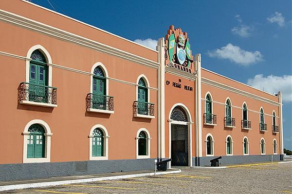 Sessão solene celebra os 82 anos da 10ª Região Militar nesta segunda