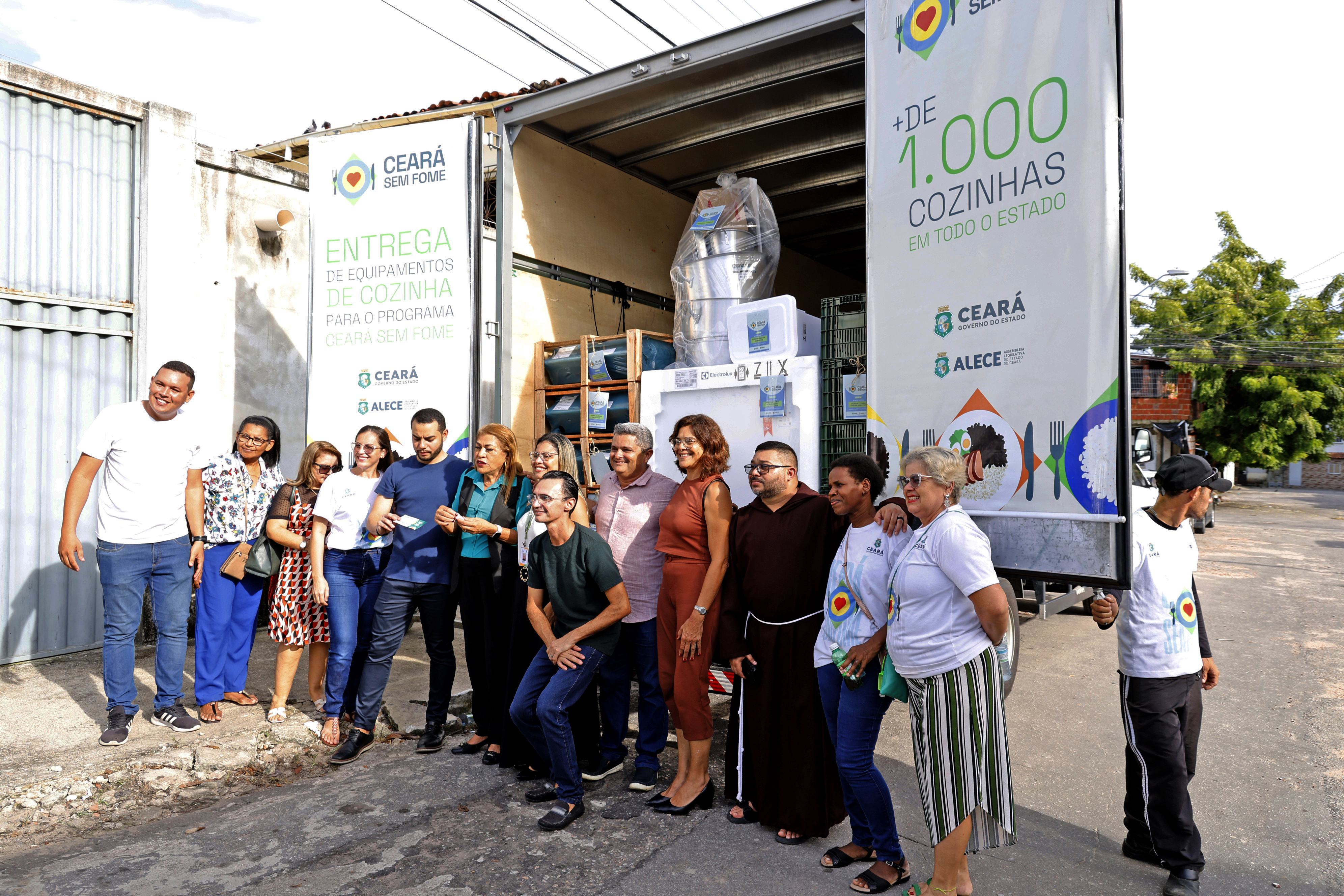 Alece chega à 10ª entrega de lotes com equipamentos para cozinhas solidárias