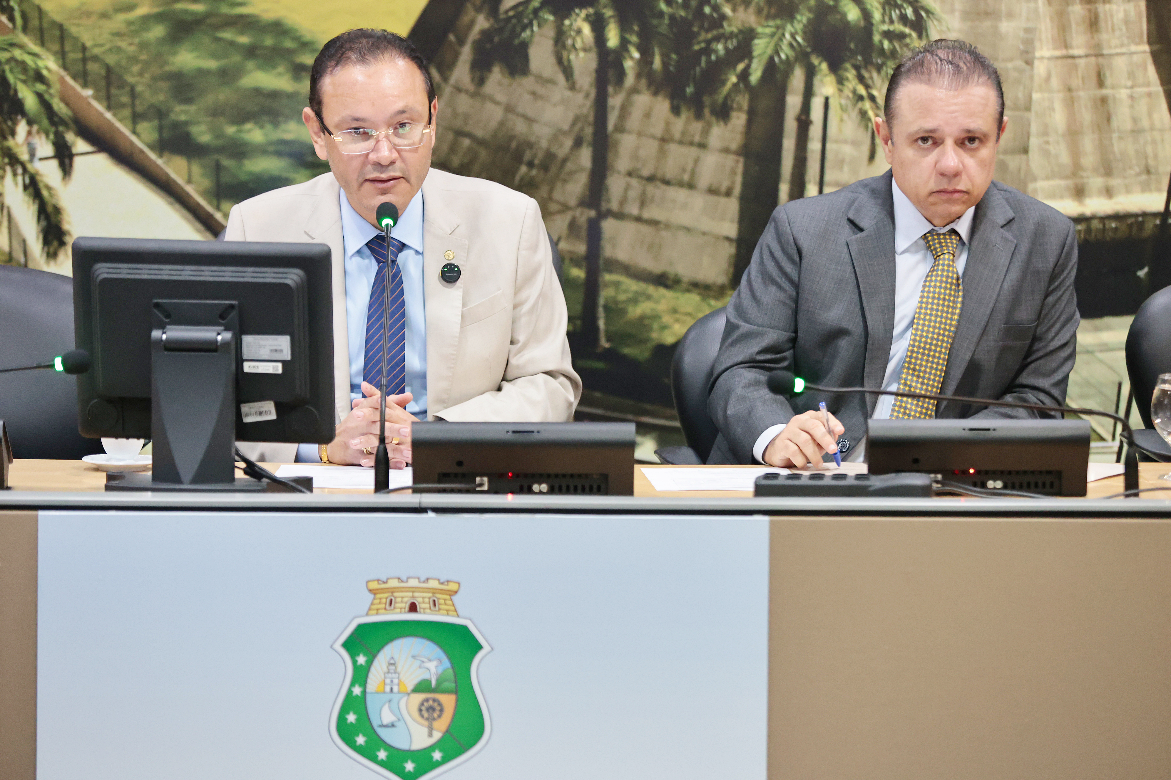 Comissões aprovam seis proposições de autoria de deputados