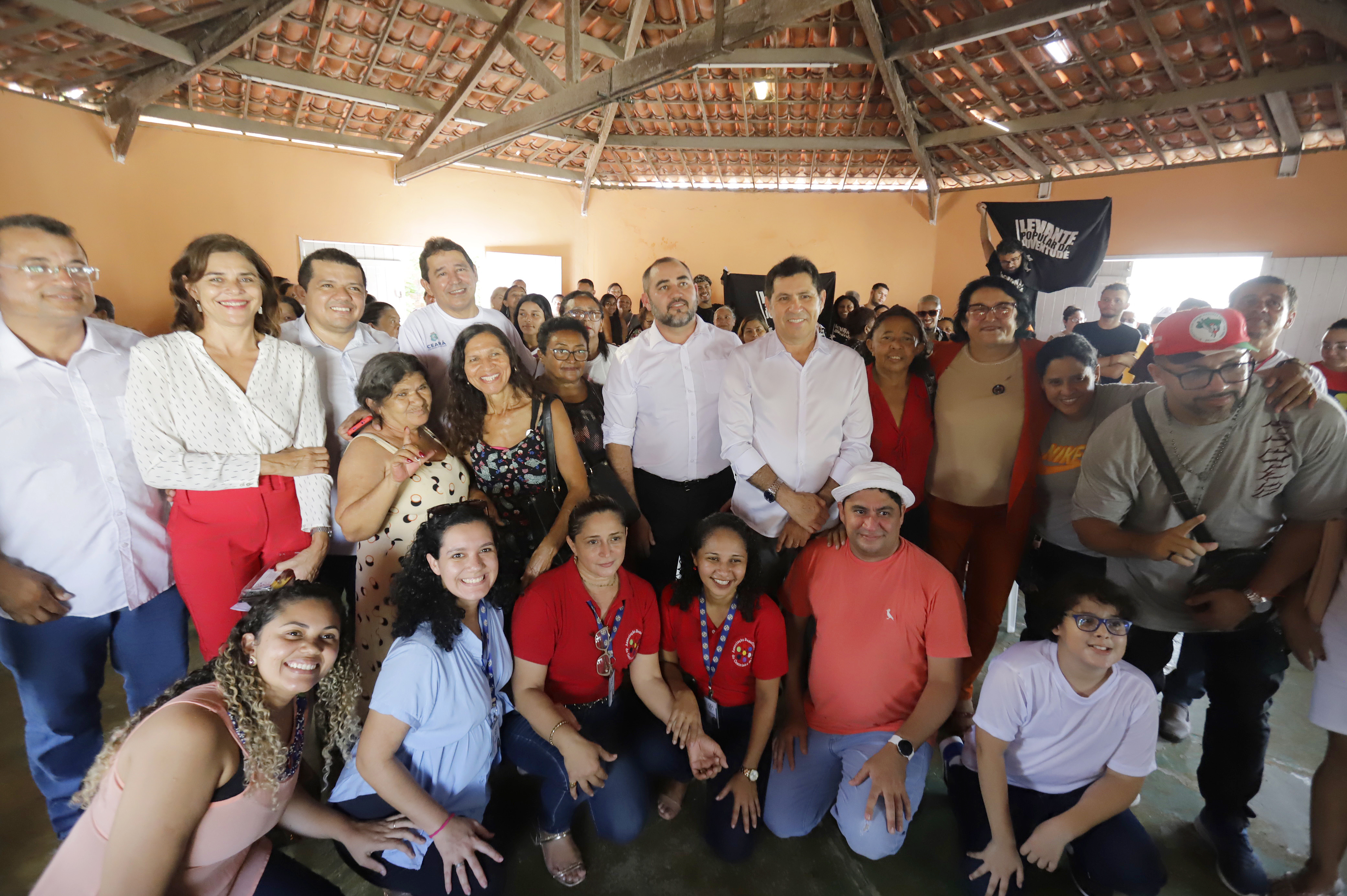 Mais 32 cozinhas solidárias que atendem nove bairros de Fortaleza recebem equipamentos