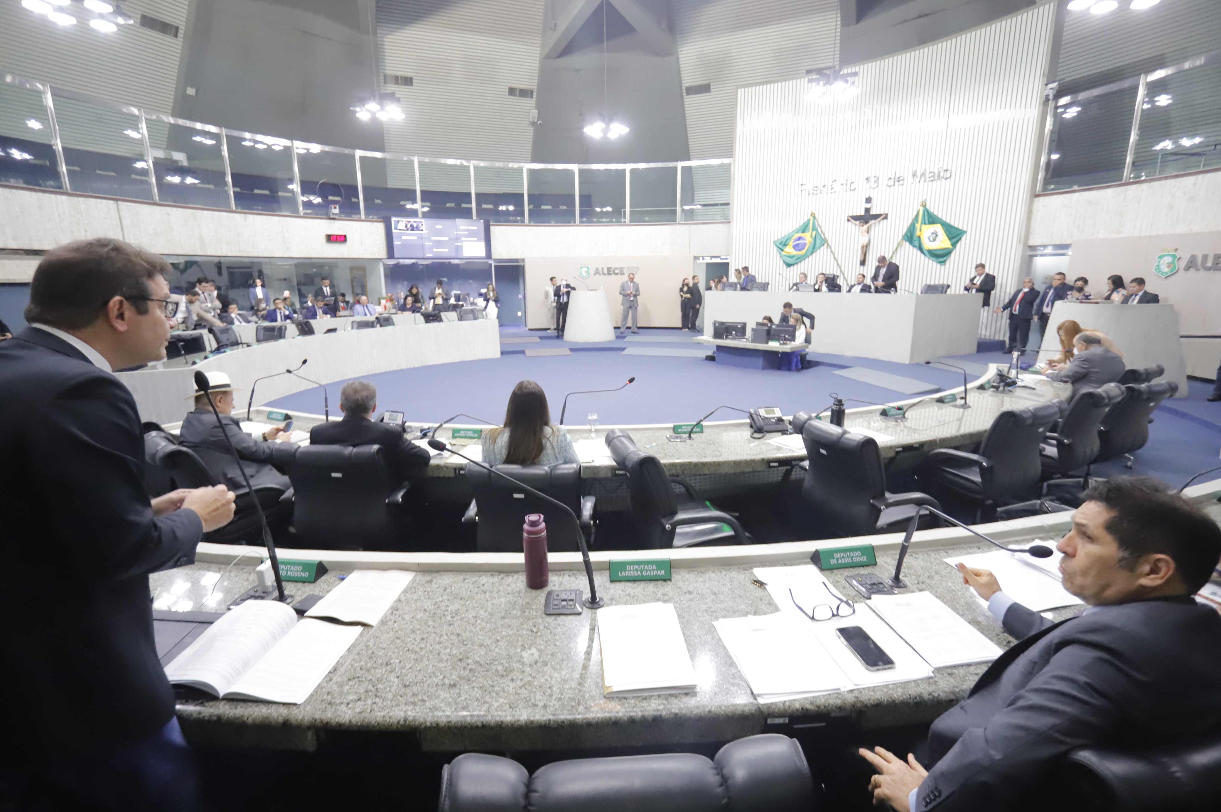 Deputados elogiam condução de Evandro Leitão nos trabalhos legislativos de 2023