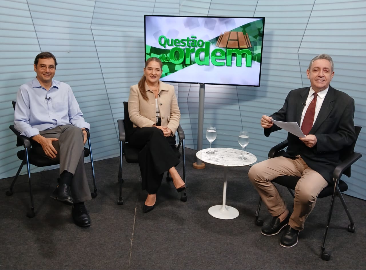 Prêmio "O Equilibrista 2024" é tema do Questão de Ordem desta sexta